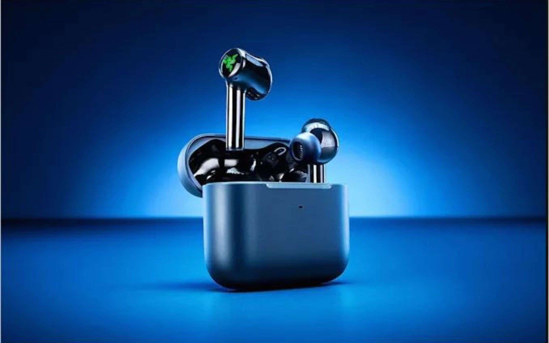 Razer Hammerhead TWS con ANC e led RGB: ufficiali a 130$ Razer Hammerhead TWS con ANC e led RGB: ufficiali a 130$