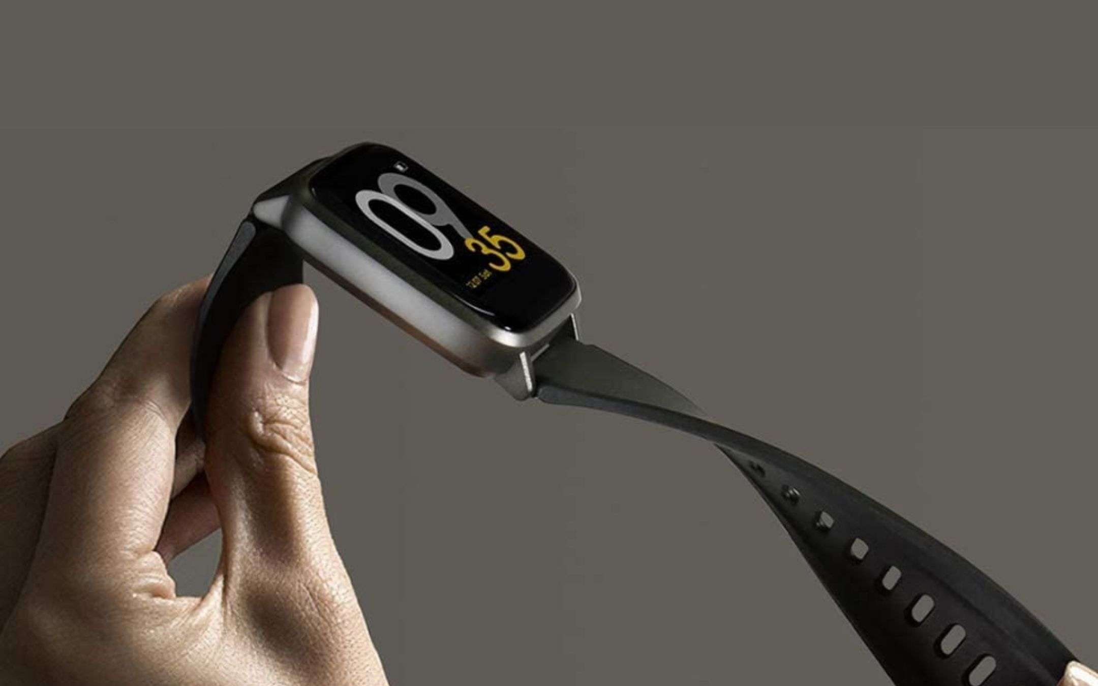 Questo smartwatch Xiaomi da 18€ è uno SPETTACOLO Questo smartwatch Xiaomi da 18€ è uno SPETTACOLO