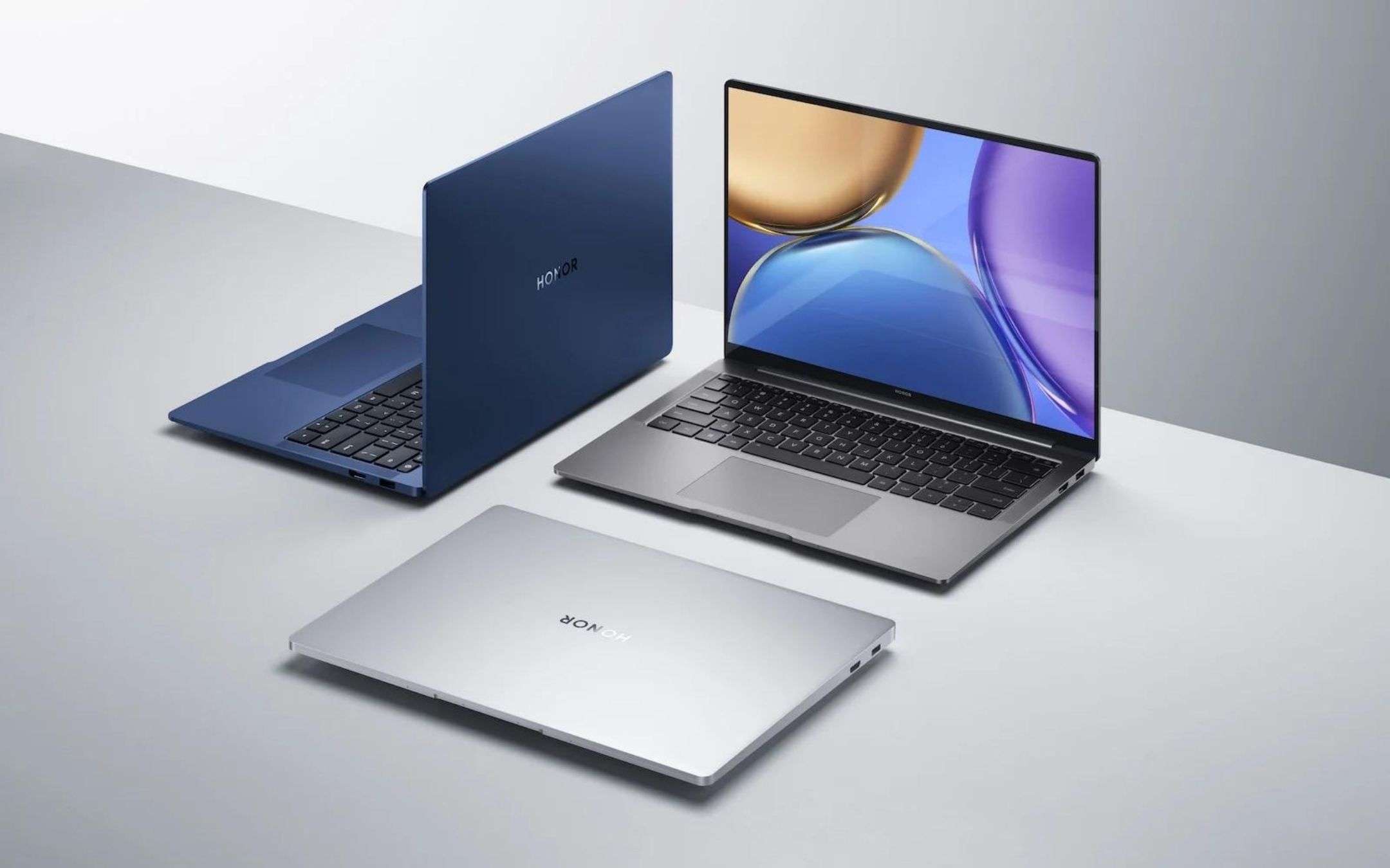 Honor MagicBook V14: UFFICIALE con Windows 11