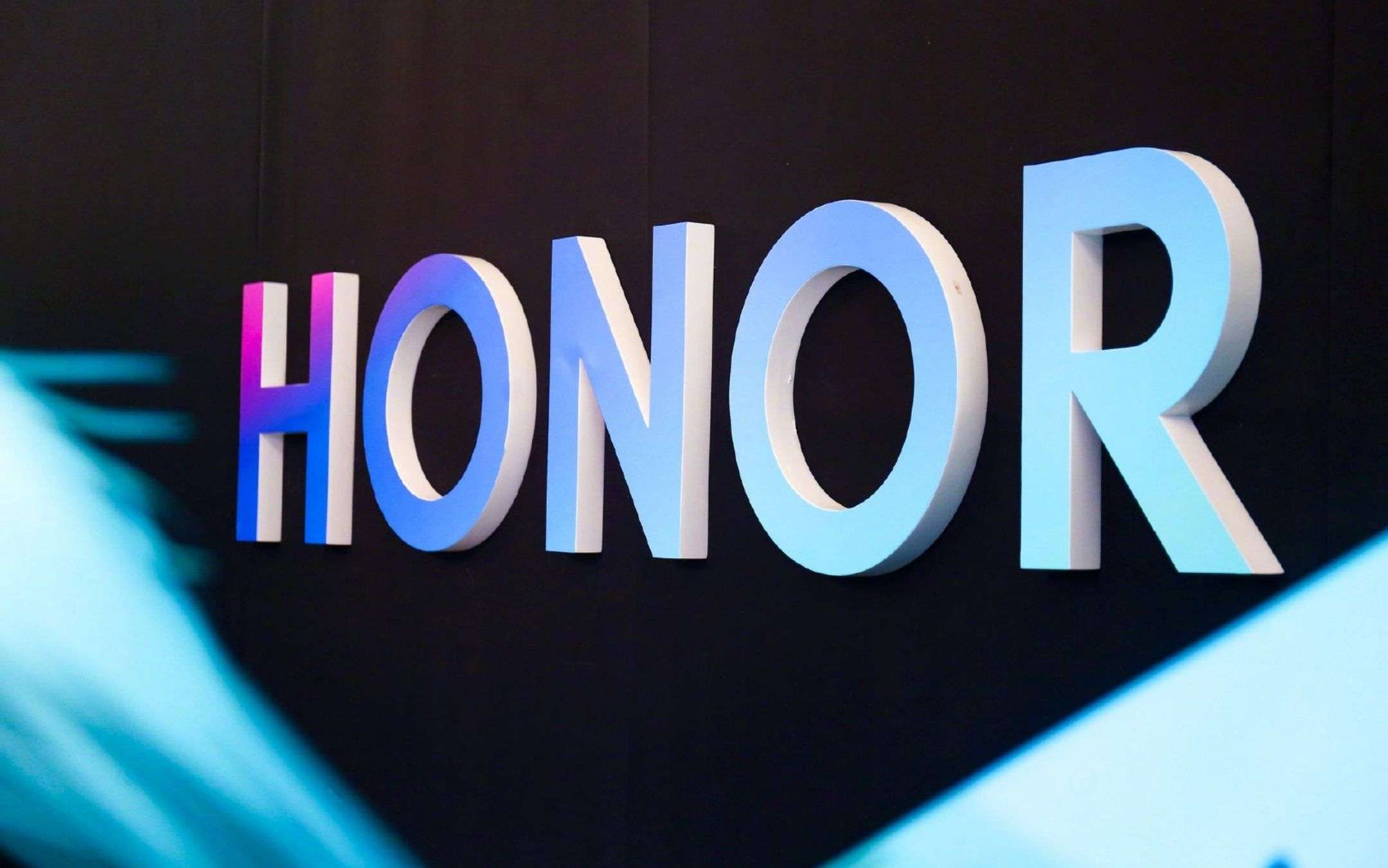 Honor potrebbe fare la stessa fine di Huawei