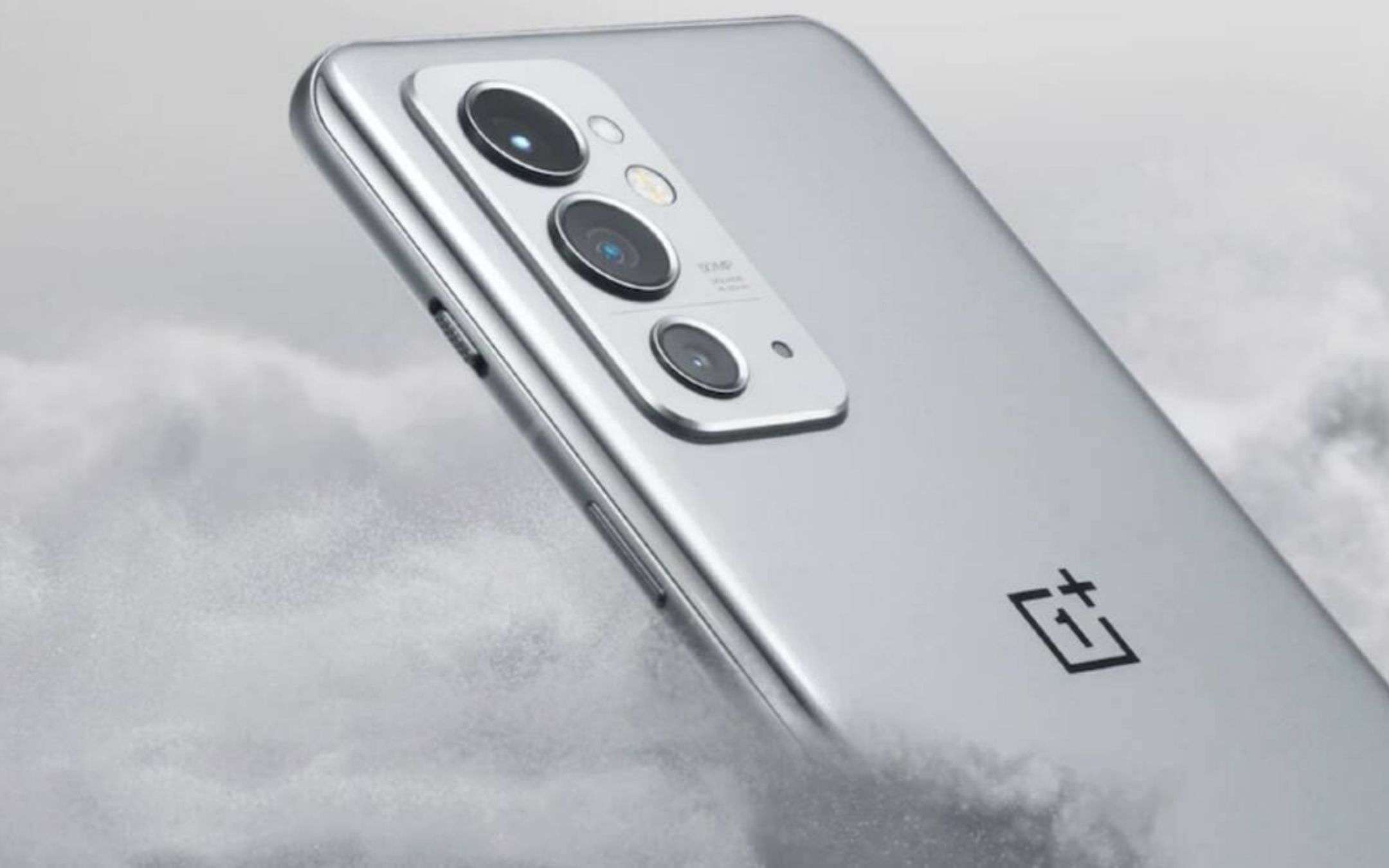 OnePlus e OPPO fonderanno la rete vendita nel 2022