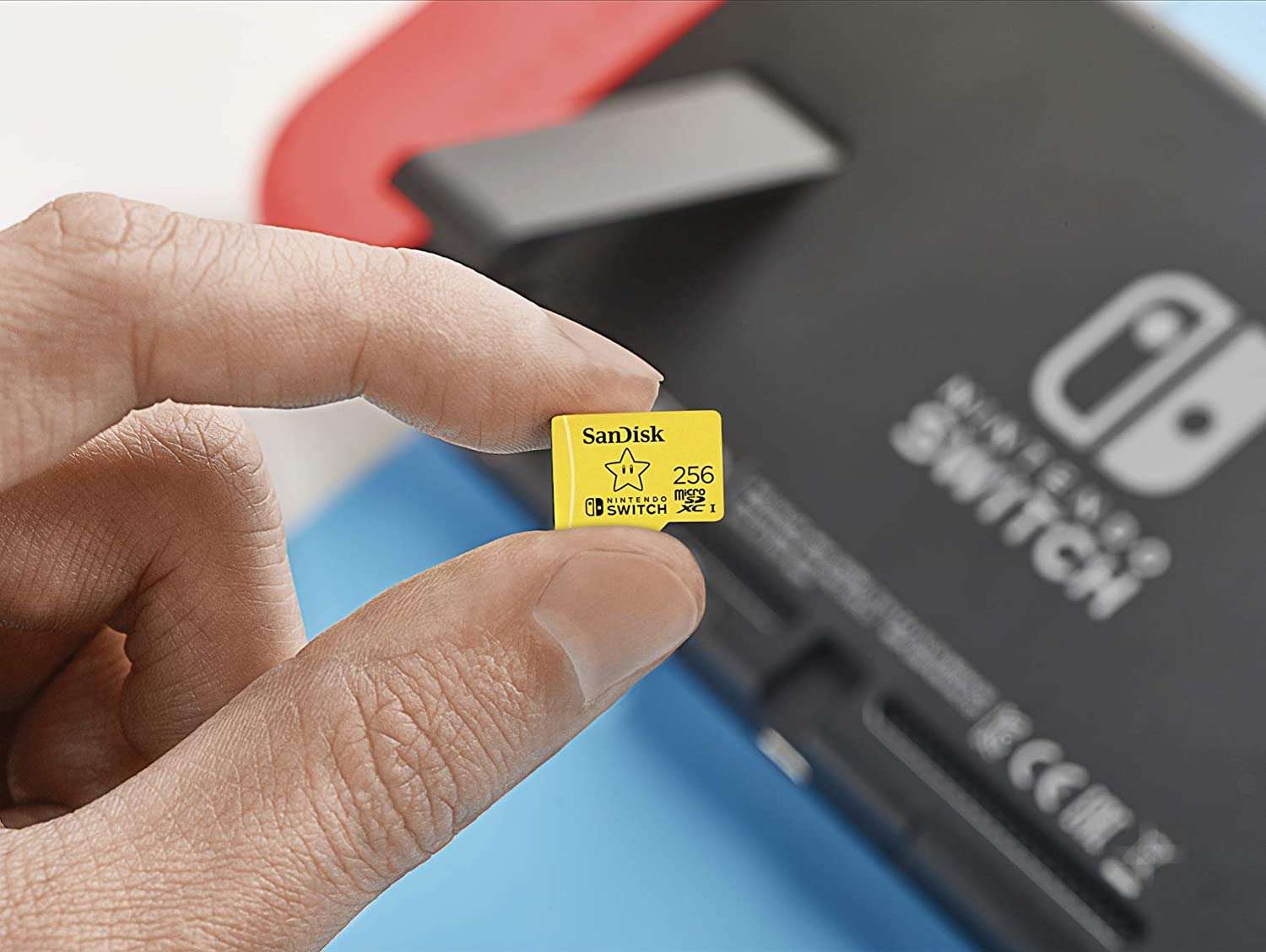 Nintendo Switch MicroSD