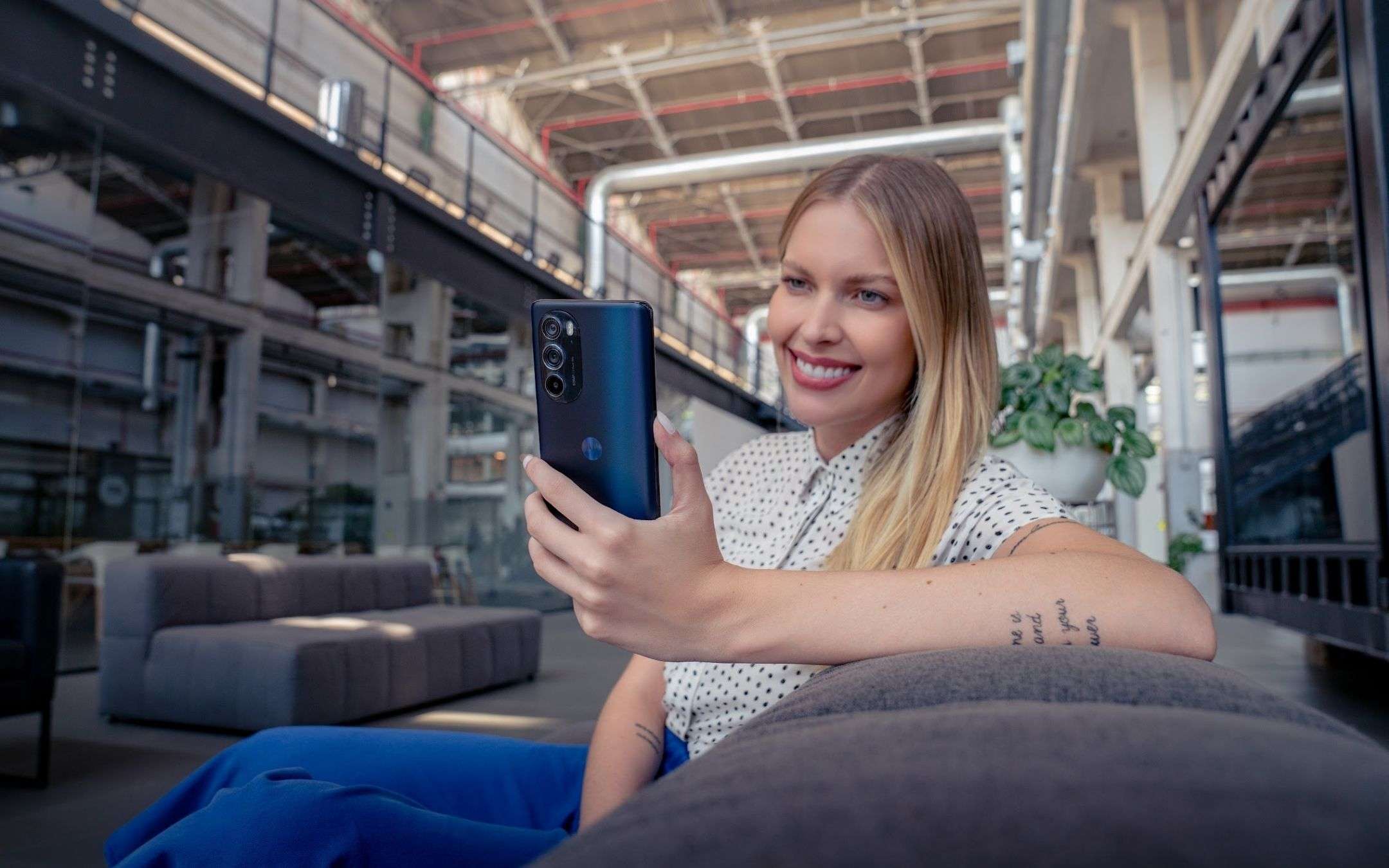 Motorola Edge 30 Pro: un rapporto qualità-prezzo eccellente Motorola Edge 30 Pro: un rapporto qualità-prezzo eccellente