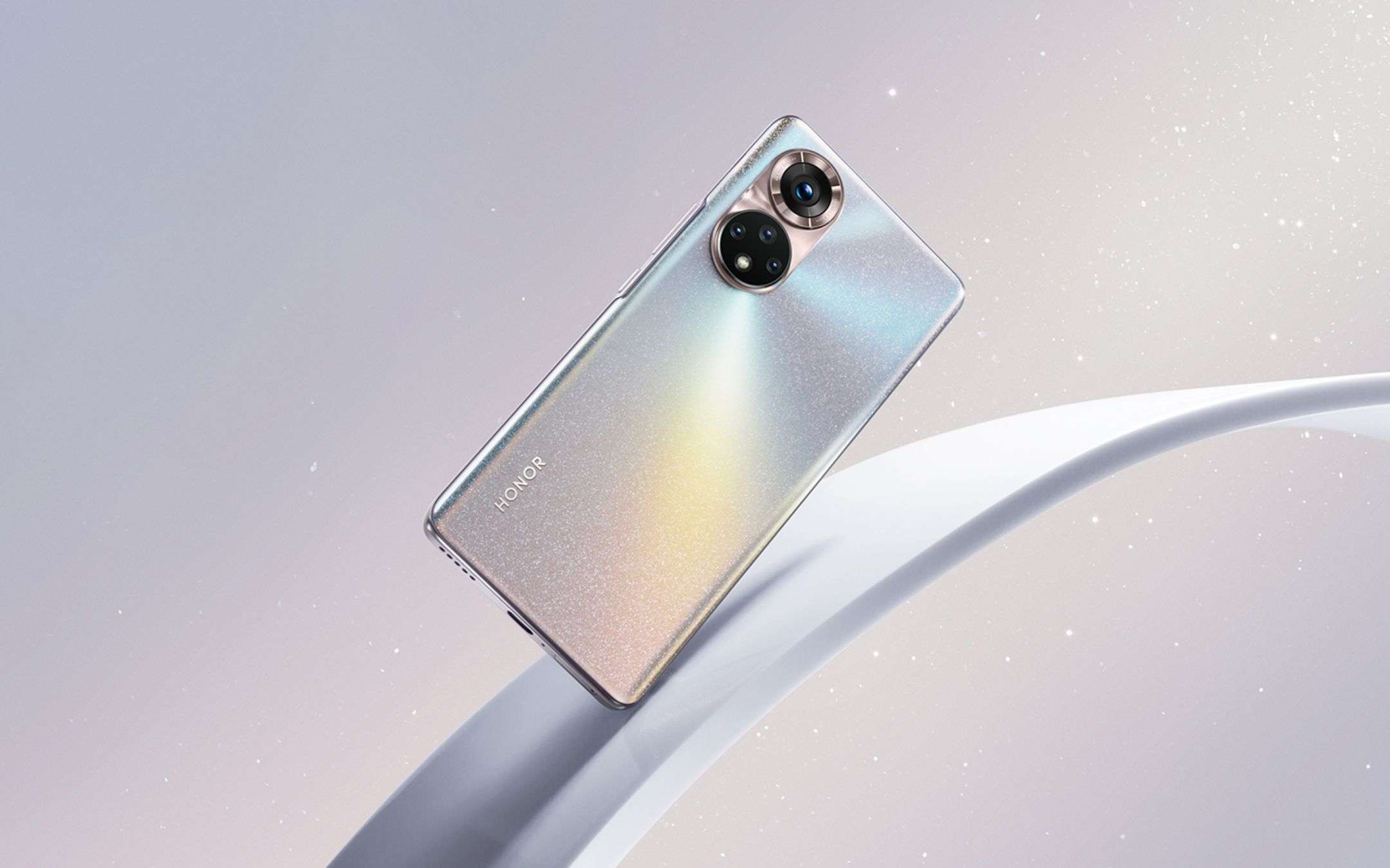 HONOR Magic 4 darà del filo da torcere a Samsung Galaxy S22 Ultra?