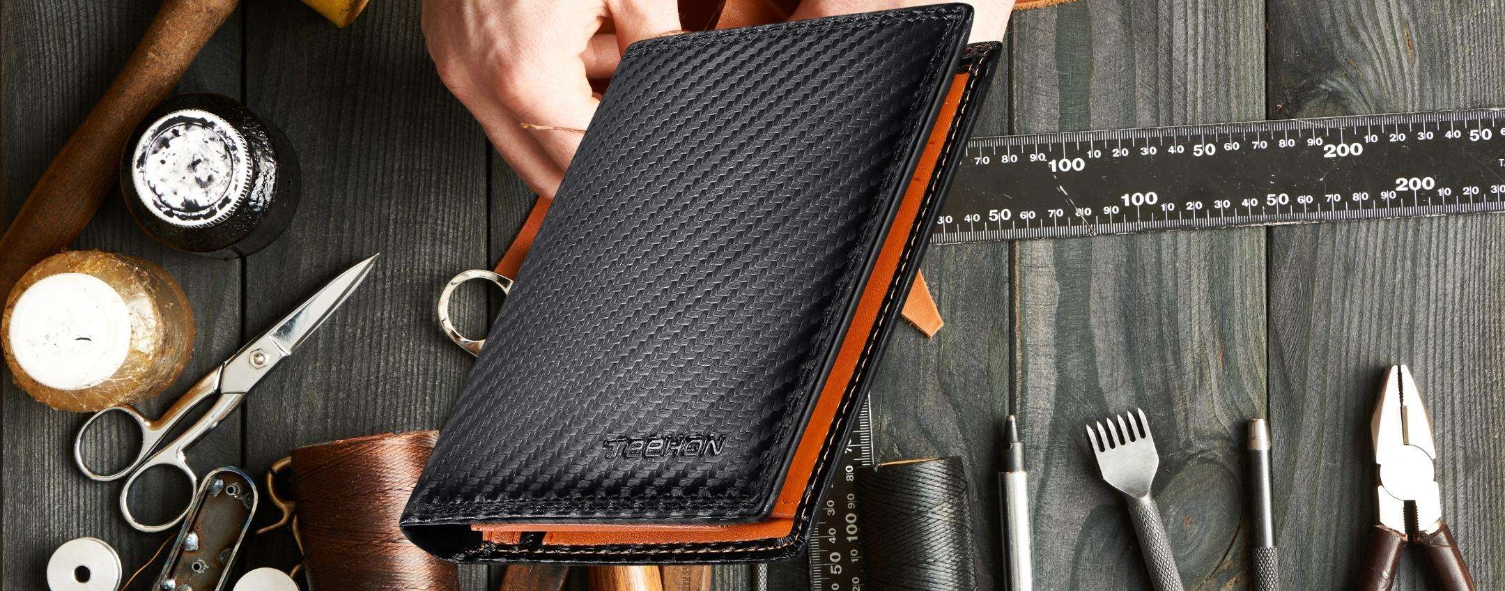 Portafogli RFID in carbonio a prezzo SHOCK: 12 euro, fai presto Portafogli RFID in carbonio a prezzo SHOCK: 12 euro, fai presto