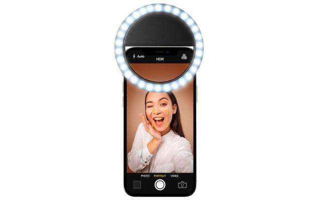 cellular-line-selfie-ring-pocket-universale-mediaworld-supersconti-primavera