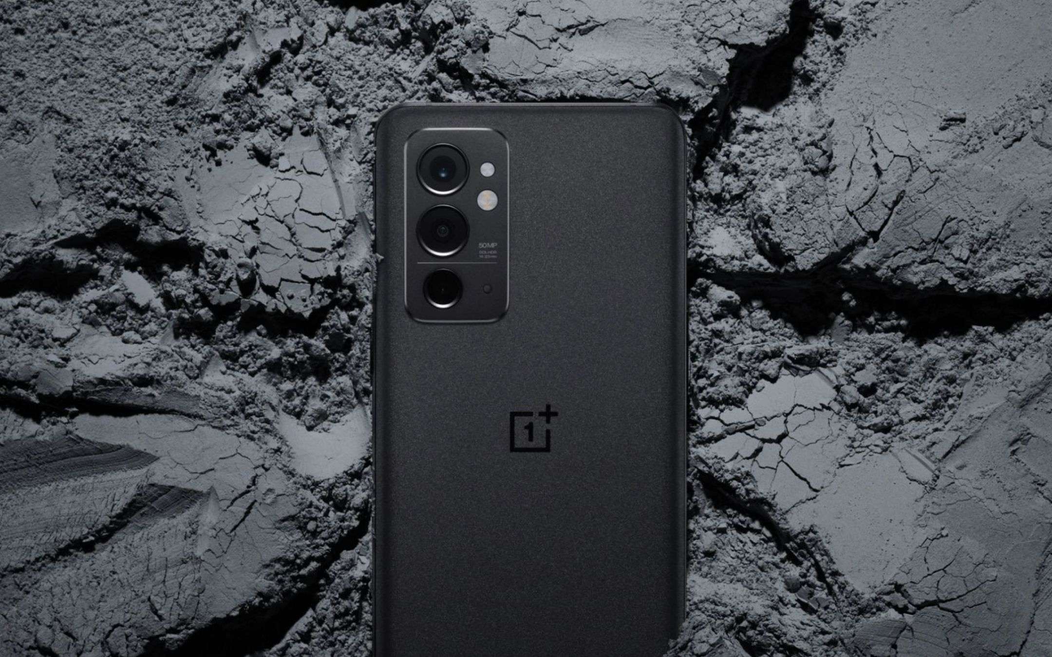 OnePlus 9RT riceve un nuovo update con tantissime novità