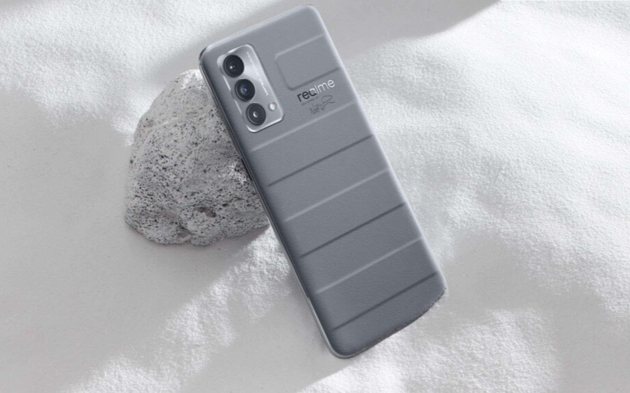 Realme GT Master Edition: smartphone al top al minor prezzo possibile Realme GT Master Edition: smartphone al top al minor prezzo possibile