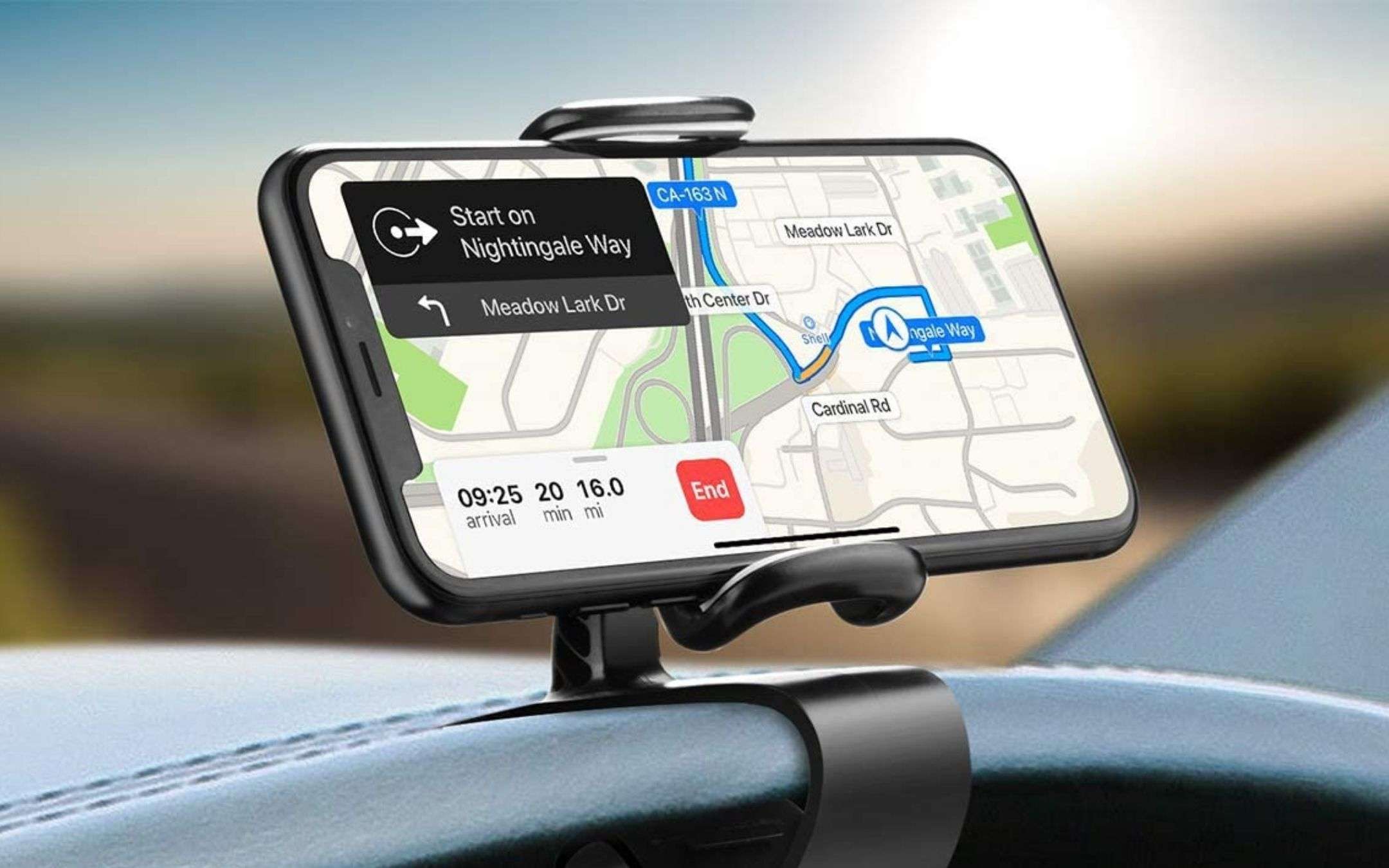 Un supporto auto per smartphone SPETTACOLARE: a 11€ è da provare Un supporto auto per smartphone SPETTACOLARE: a 11€ è da provare
