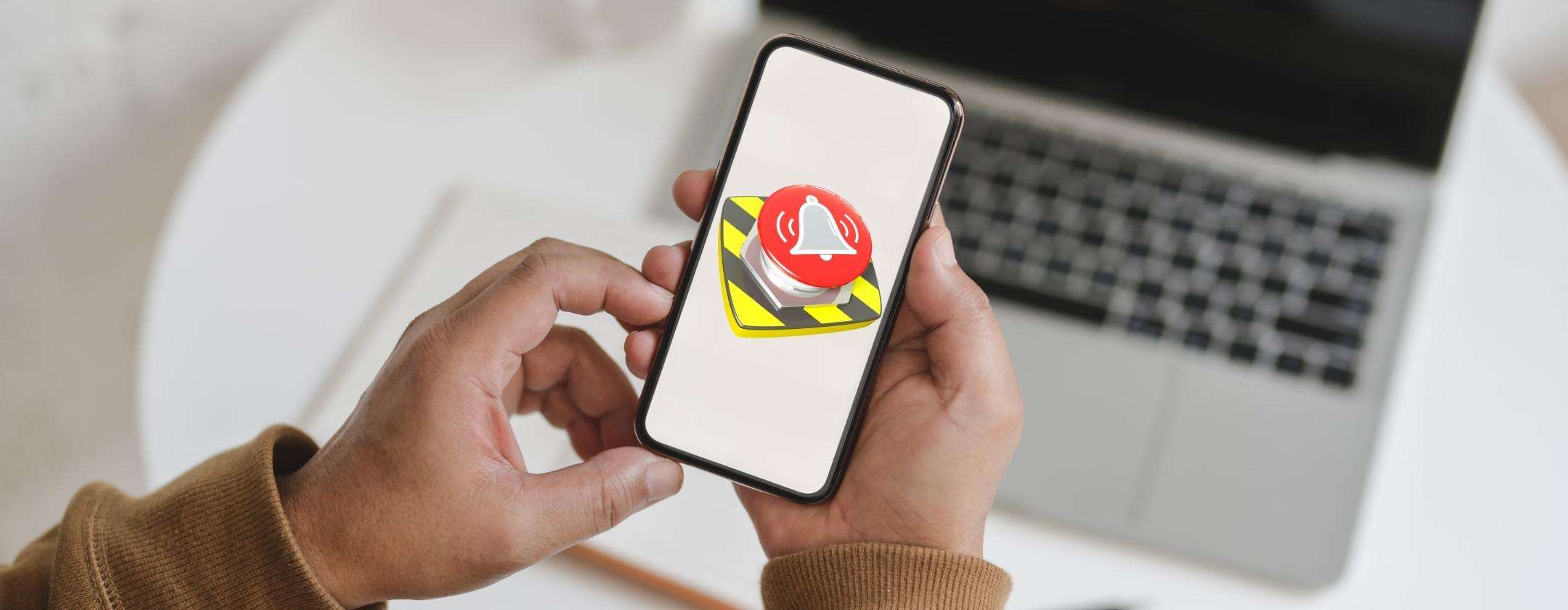iPhone: un bug permette l'installazione di un malware anche se spento iPhone: un bug permette l'installazione di un malware anche se spento