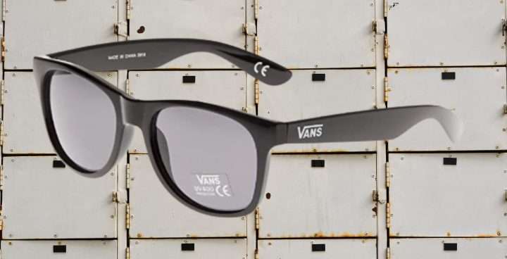 Vans: 9€ per gli iconici occhiali da sole, solo su Amazon (-40%)