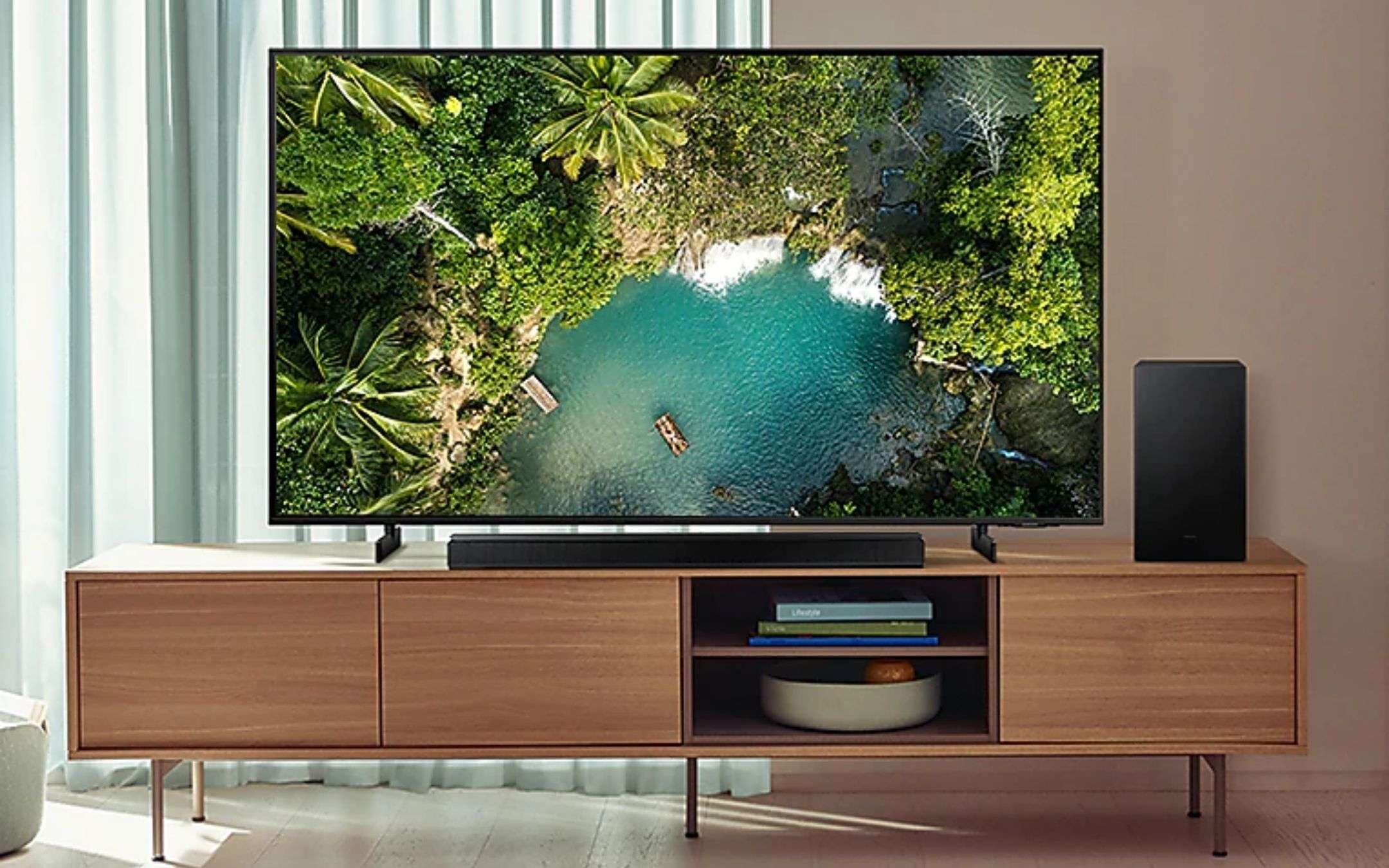 Samsung, soundbar POTENTISSIMA da 380W a prezzo FOLLE (-35% su Amazon)