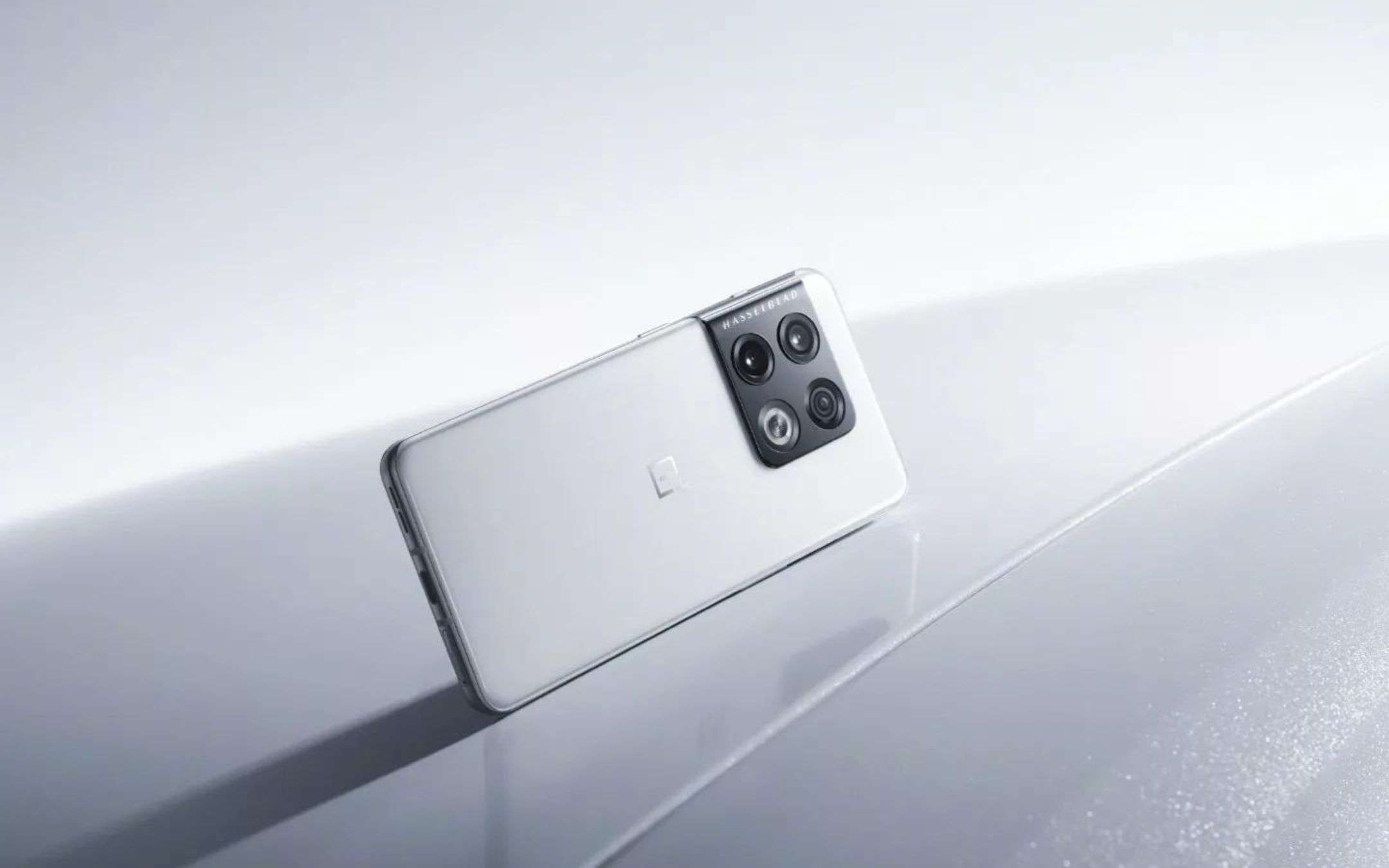 OnePlus 10T è in arrivo e sarà un mostro di potenza