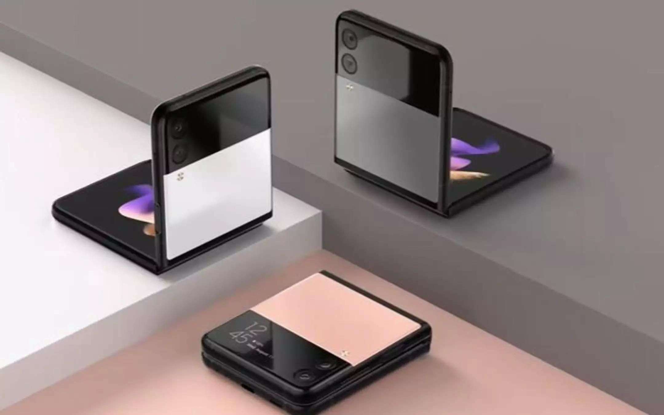 Samsung Galaxy Z Flip4: design invariato, ma processore tutto nuovo Samsung Galaxy Z Flip4: design invariato, ma processore tutto nuovo