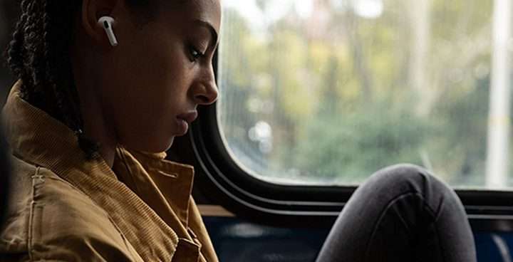 Le AirPods Pro con custodia di ricarica MagSafe sono in sconto su Amazon –  Notizie Italia