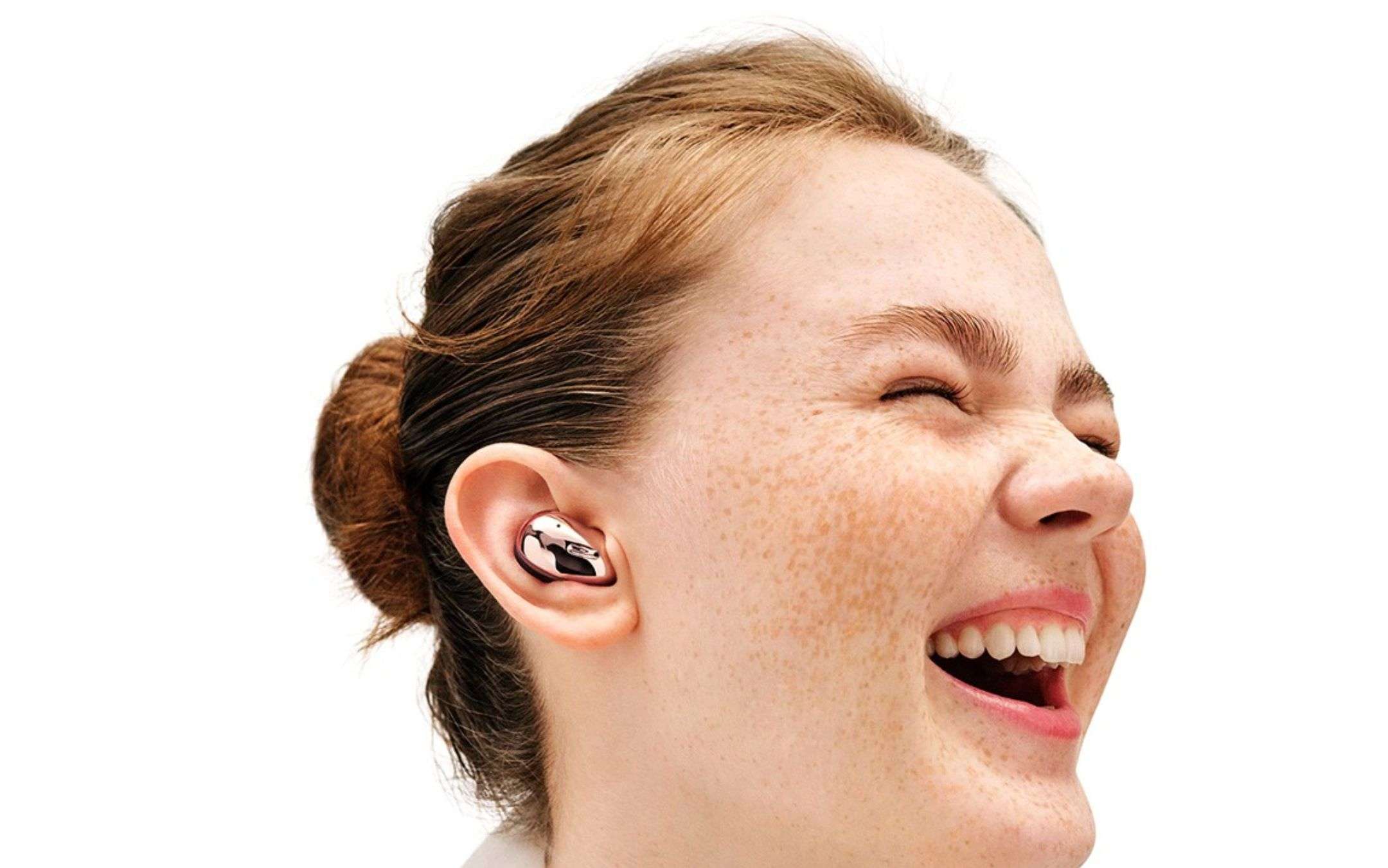Galaxy Buds Live, stupende cuffie true wireless a PREZZO FOLLE (-53%) Galaxy Buds Live, stupende cuffie true wireless a PREZZO FOLLE (-53%)