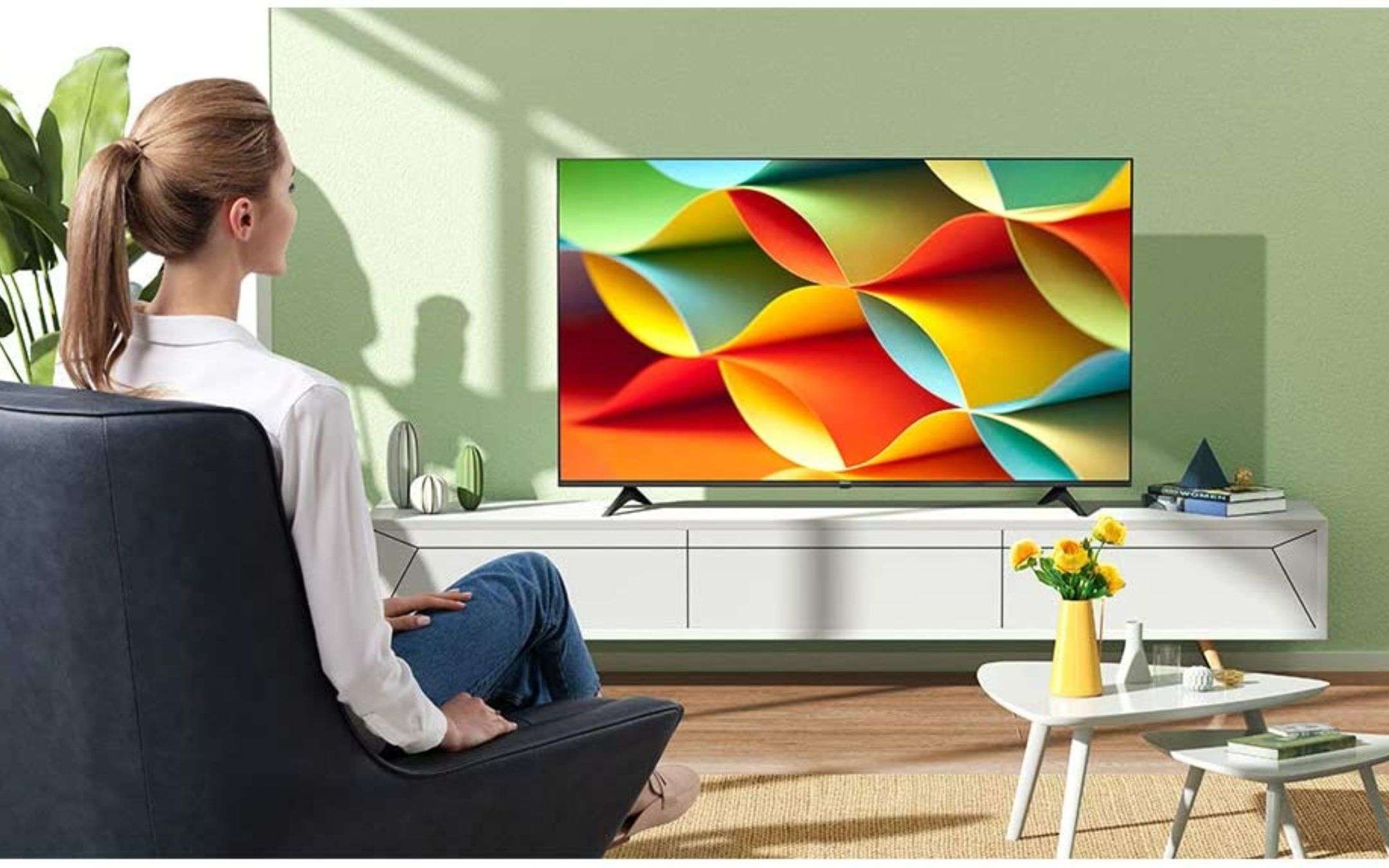 Hisense, smart TV 4K da 43 con Alexa: PREZZACCIO Amazon (-40%) Hisense, smart TV 4K da 43 con Alexa: PREZZACCIO Amazon (-40%)