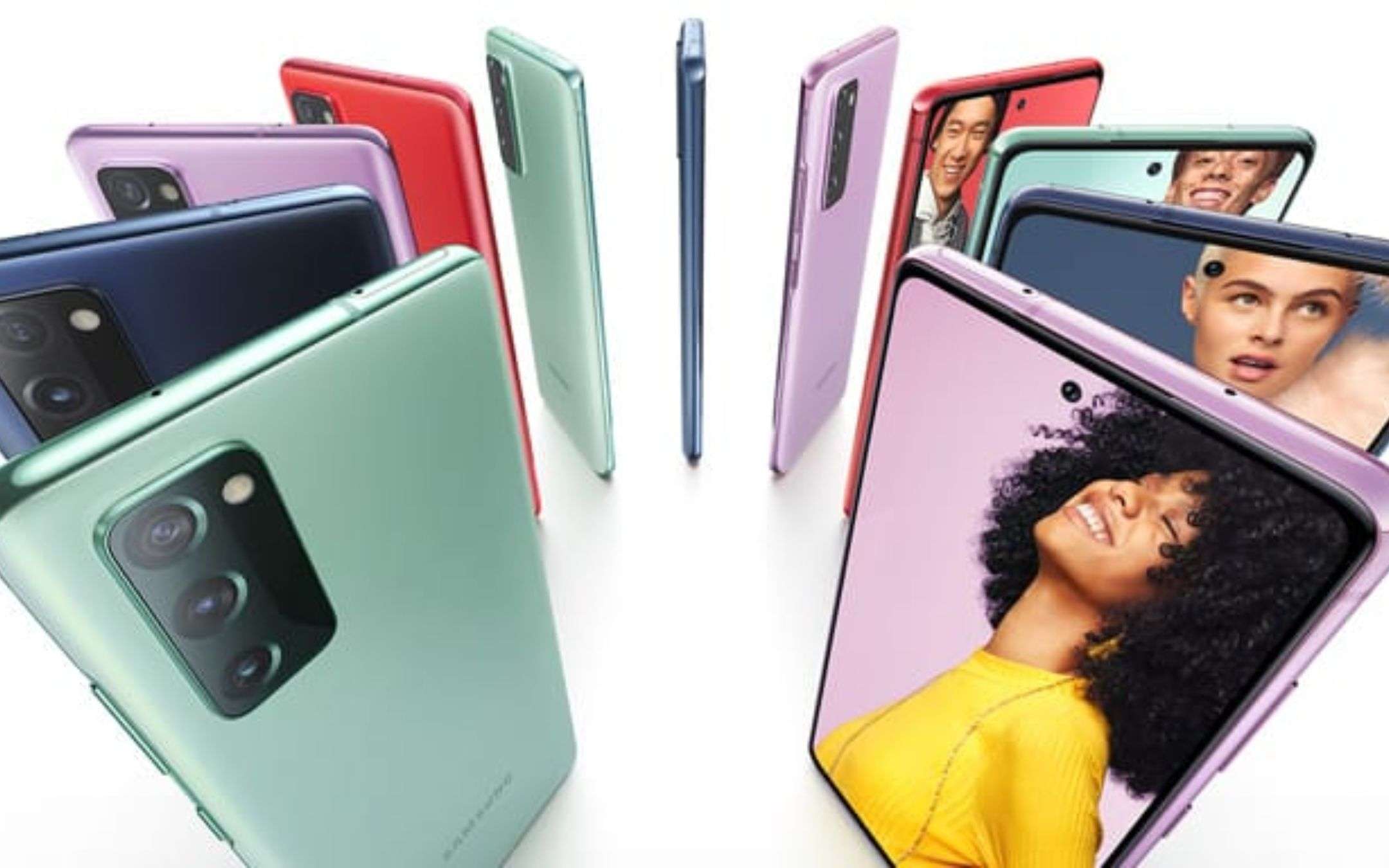 Samsung Galaxy S20 FE, strepitoso top di gamma a prezzo FOLLE (-43%) Samsung Galaxy S20 FE, strepitoso top di gamma a prezzo FOLLE (-43%)