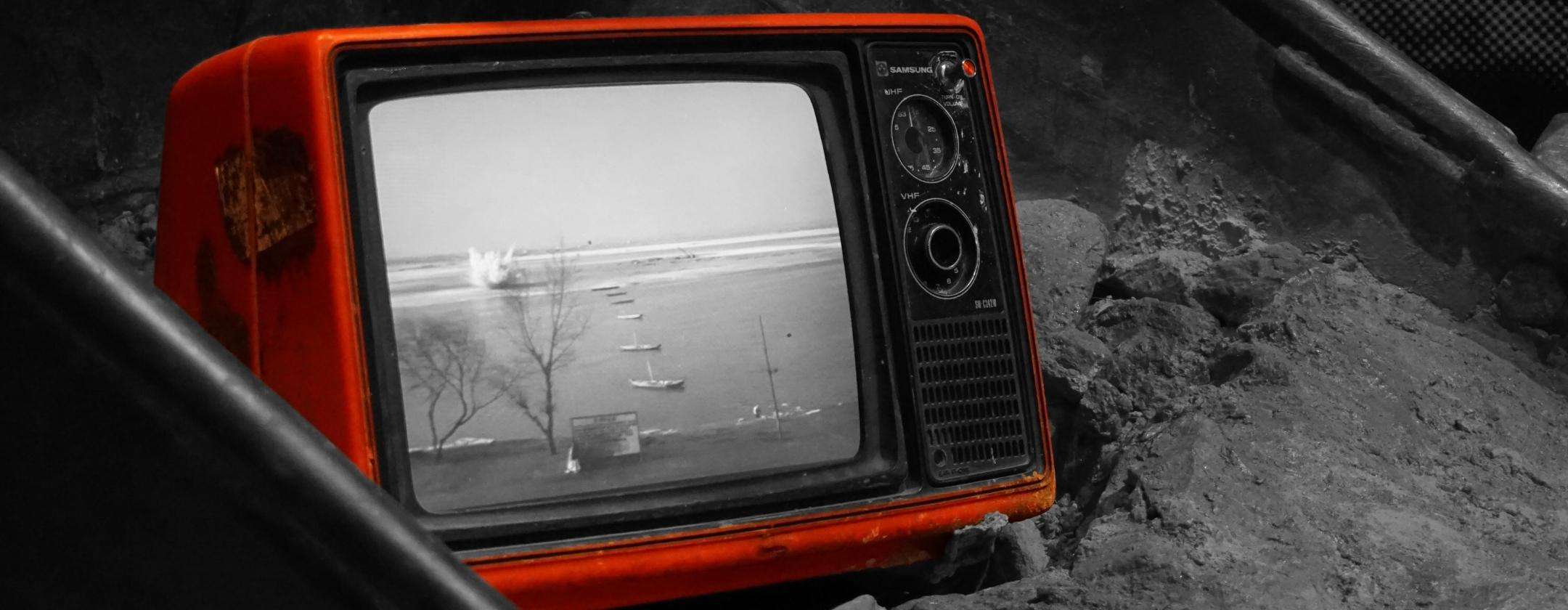 Digitale terrestre addio: il destino di una tecnologia già superata Digitale terrestre addio: il destino di una tecnologia già superata