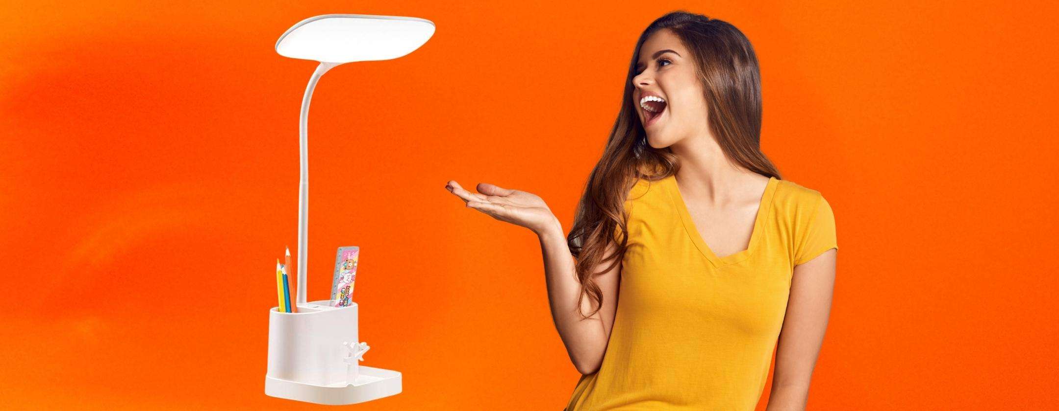 Lampada senza fili 4 in 1 a meno di 20 euro su Amazon, IMPERDIBILE Lampada senza fili 4 in 1 a meno di 20 euro su Amazon, IMPERDIBILE