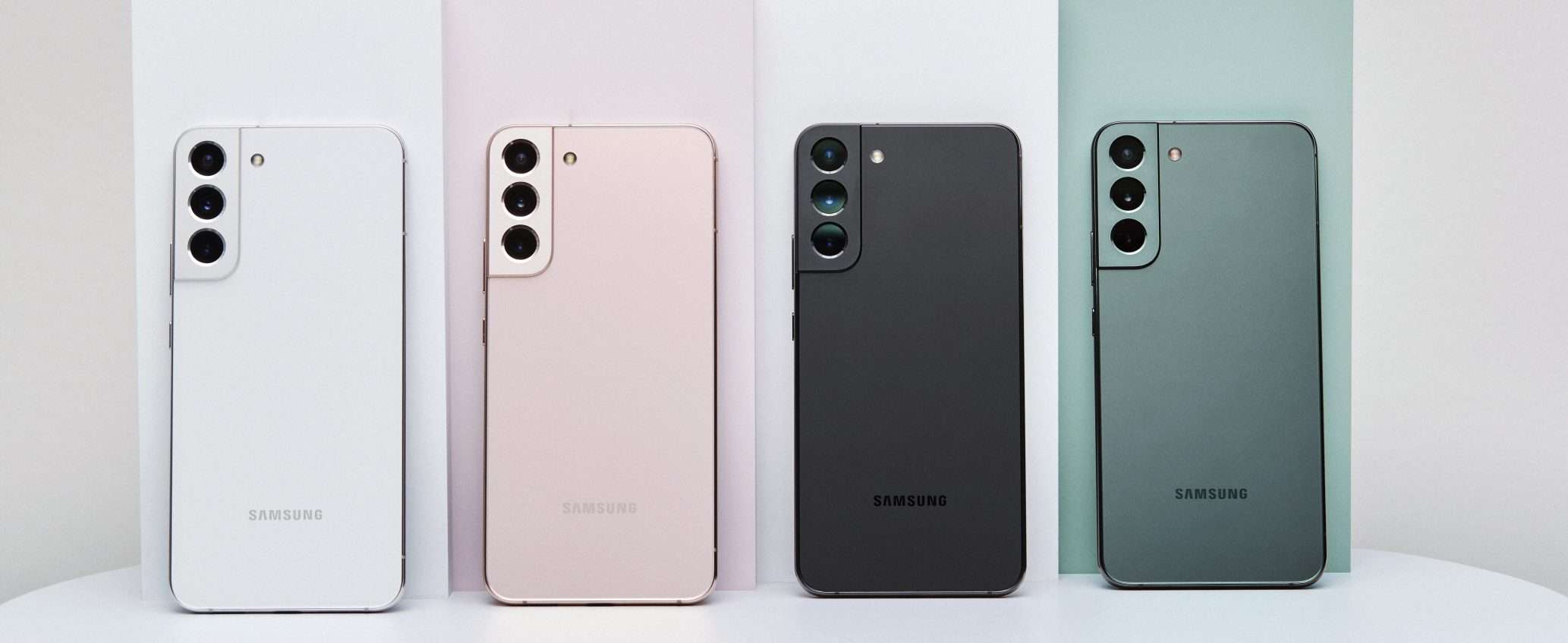 Samsung Galaxy S22: il top di gamma compatto è in SUPER OFFERTA oggi Samsung Galaxy S22: il top di gamma compatto è in SUPER OFFERTA oggi