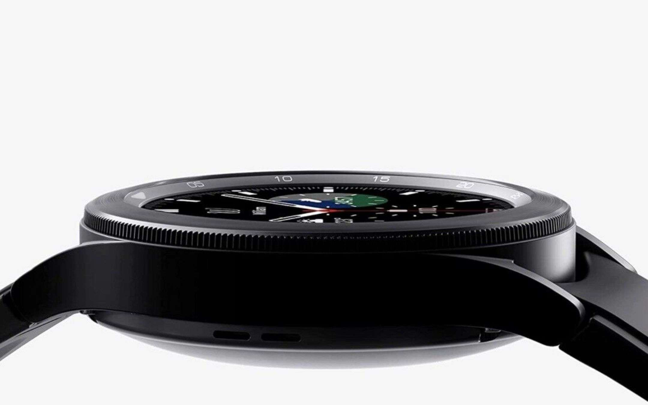 Samsung Galaxy Watch4 Classic, il numero 1 dei wearable a prezzo WOW