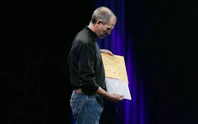 Buon compleanno, MacBook Air: quindici anni di successi! Buon compleanno, MacBook Air: quindici anni di successi!
