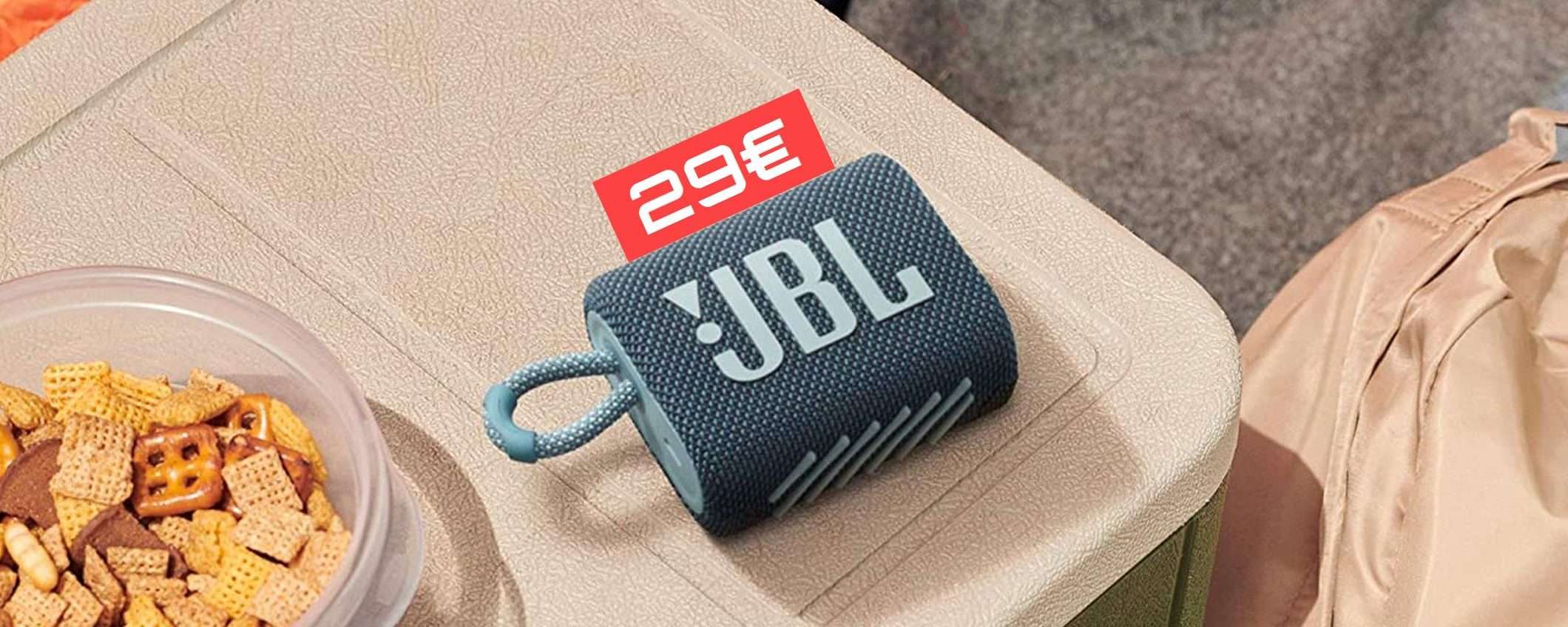 Speaker Bluetooth JBL, piccolo ma POTENTISSIMO: bastano appena 29€ Speaker Bluetooth JBL, piccolo ma POTENTISSIMO: bastano appena 29€