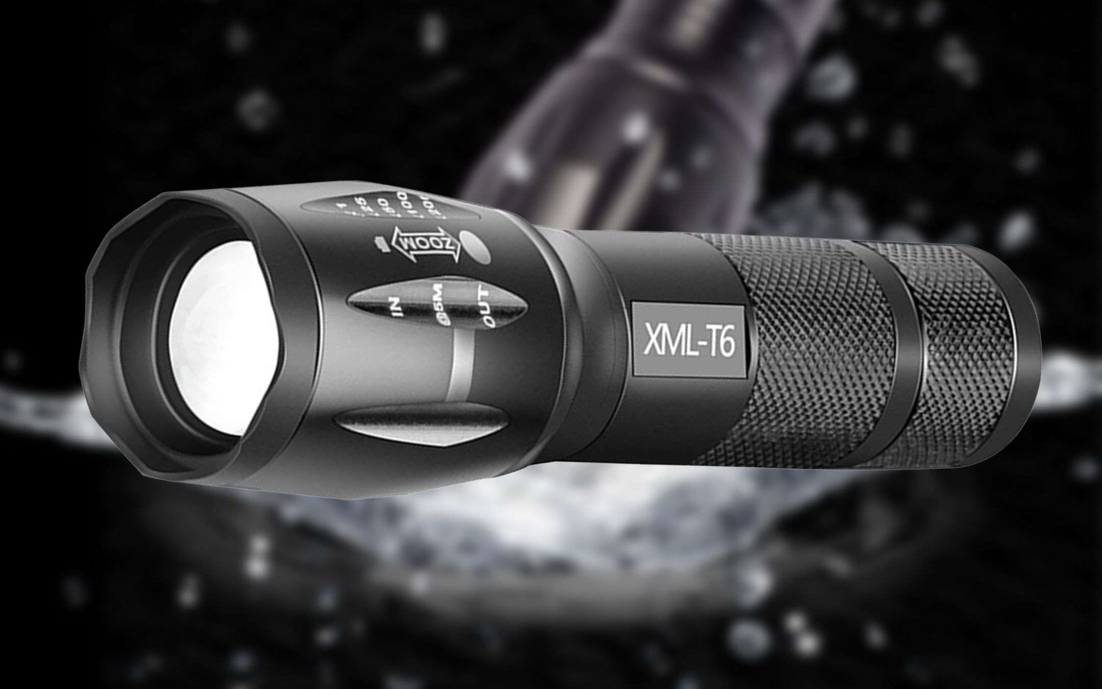 Torcia tattica LED 1050 lumen a prezzo SHOCK: bastano 9€, finirà subito