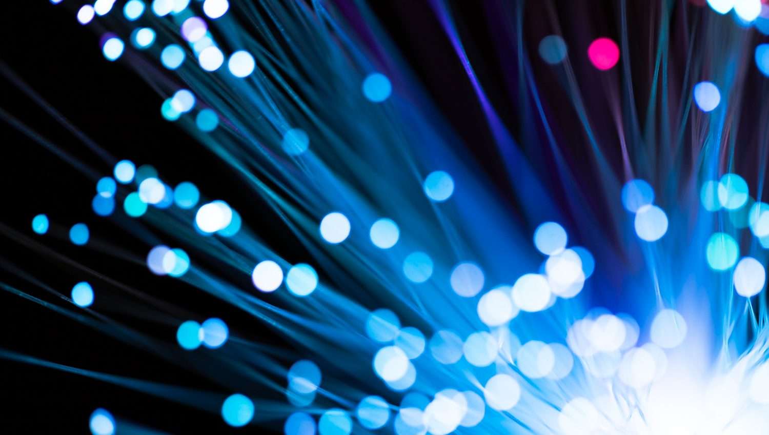 Virgin Fibra: naviga senza limiti a 24,49 euro al mese Virgin Fibra: naviga senza limiti a 24,49 euro al mese