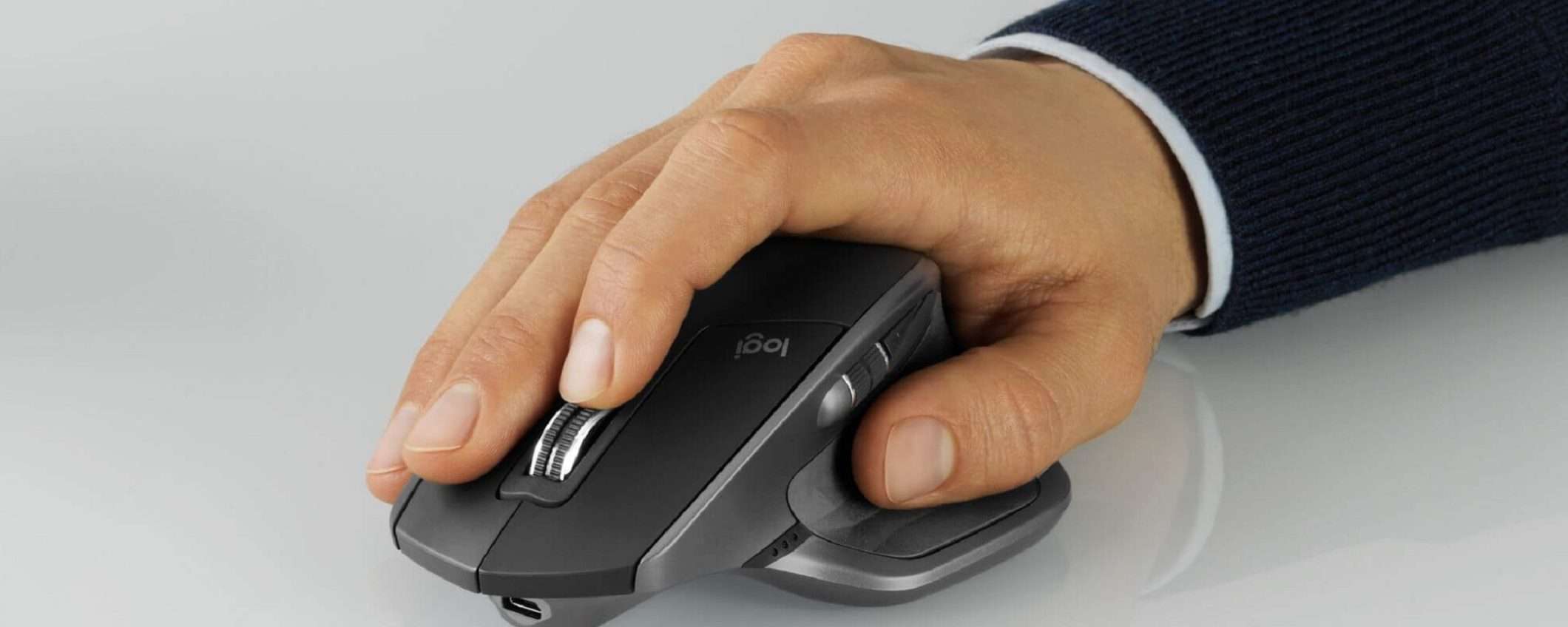 Questo mouse wireless di Logitech è SCONTATO del 50% su Amazon: un VERO AFFARE Questo mouse wireless di Logitech è SCONTATO del 50% su Amazon: un VERO AFFARE