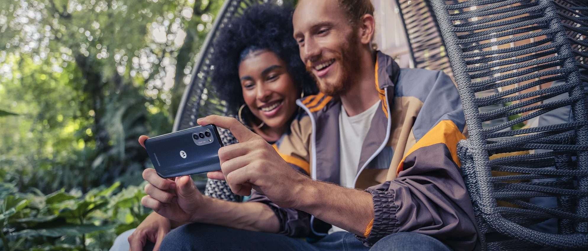 Motorola Moto G82: in offerta a meno di 250€ è il mid-range DA COMPRARE Motorola Moto G82: in offerta a meno di 250€ è il mid-range DA COMPRARE