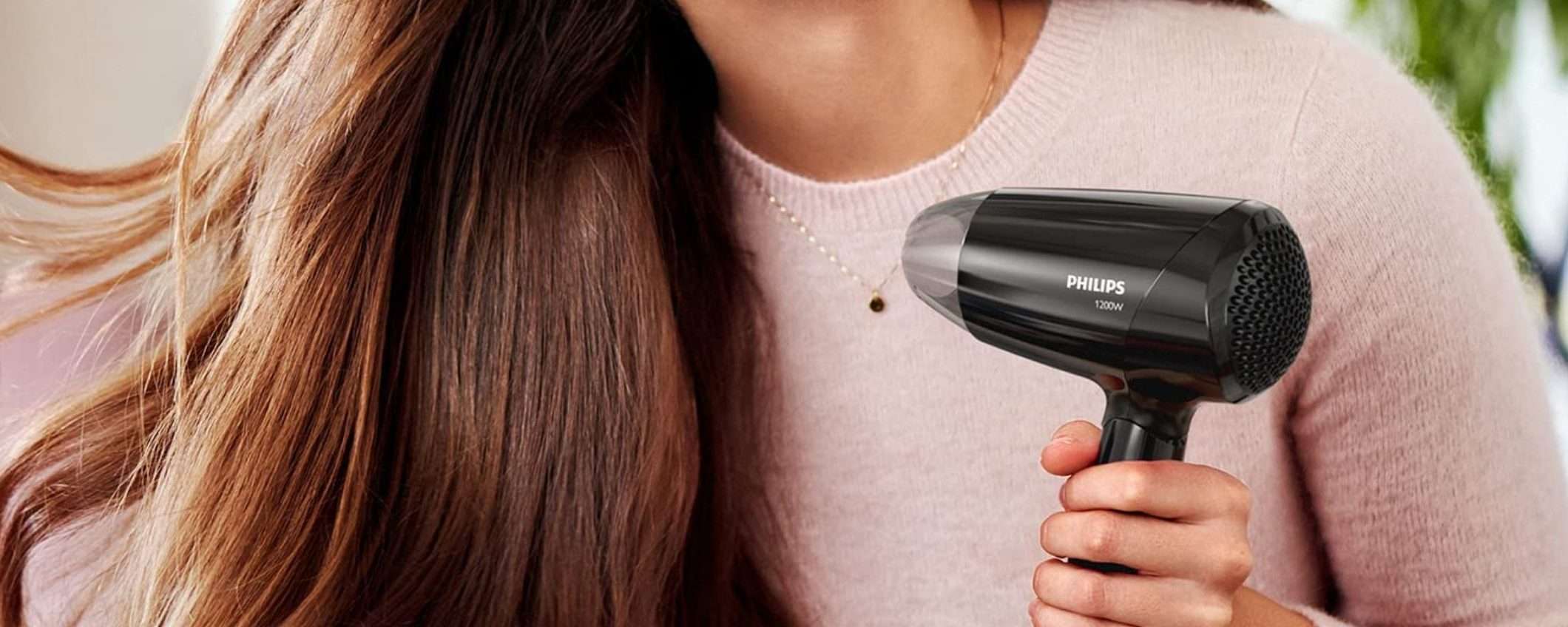 Asciugacapelli compatto Philips: che PREZZO su Amazon, solo 9€ Asciugacapelli compatto Philips: che PREZZO su Amazon, solo 9€