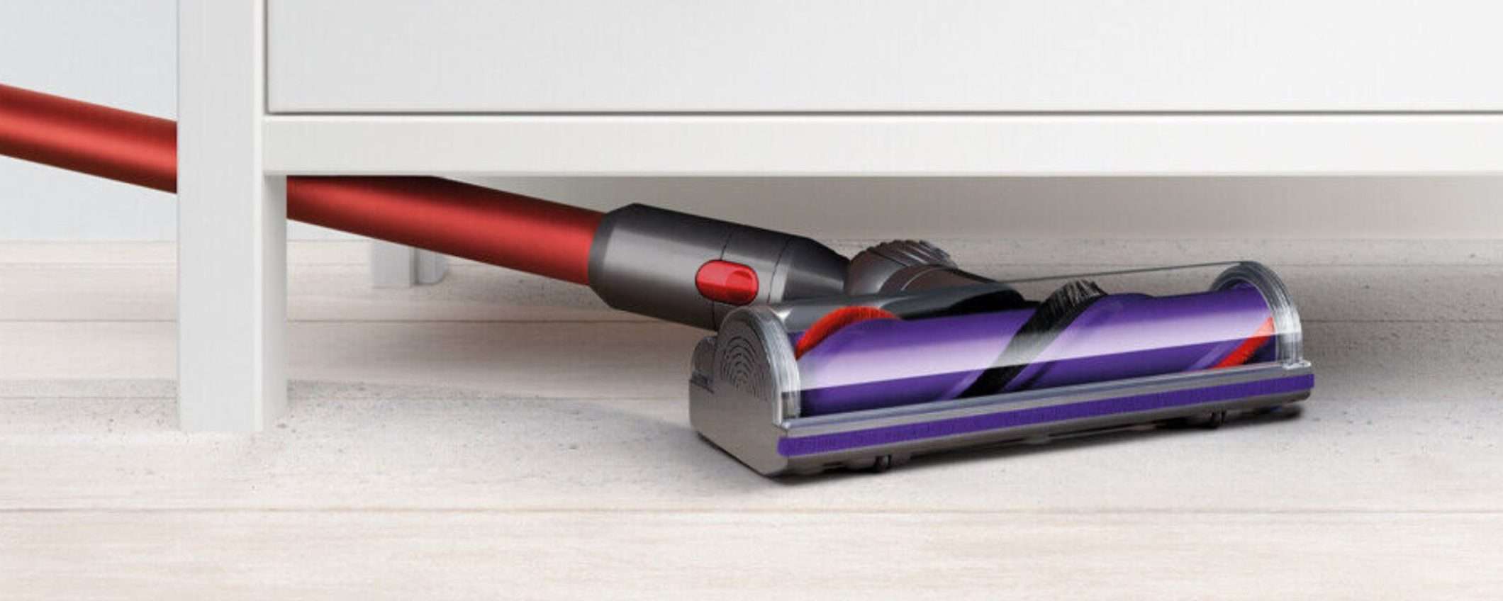 Dyson V8 Extra, prezzo COLLASSATO: aspirazione premium per tutti, finalmente Dyson V8 Extra, prezzo COLLASSATO: aspirazione premium per tutti, finalmente