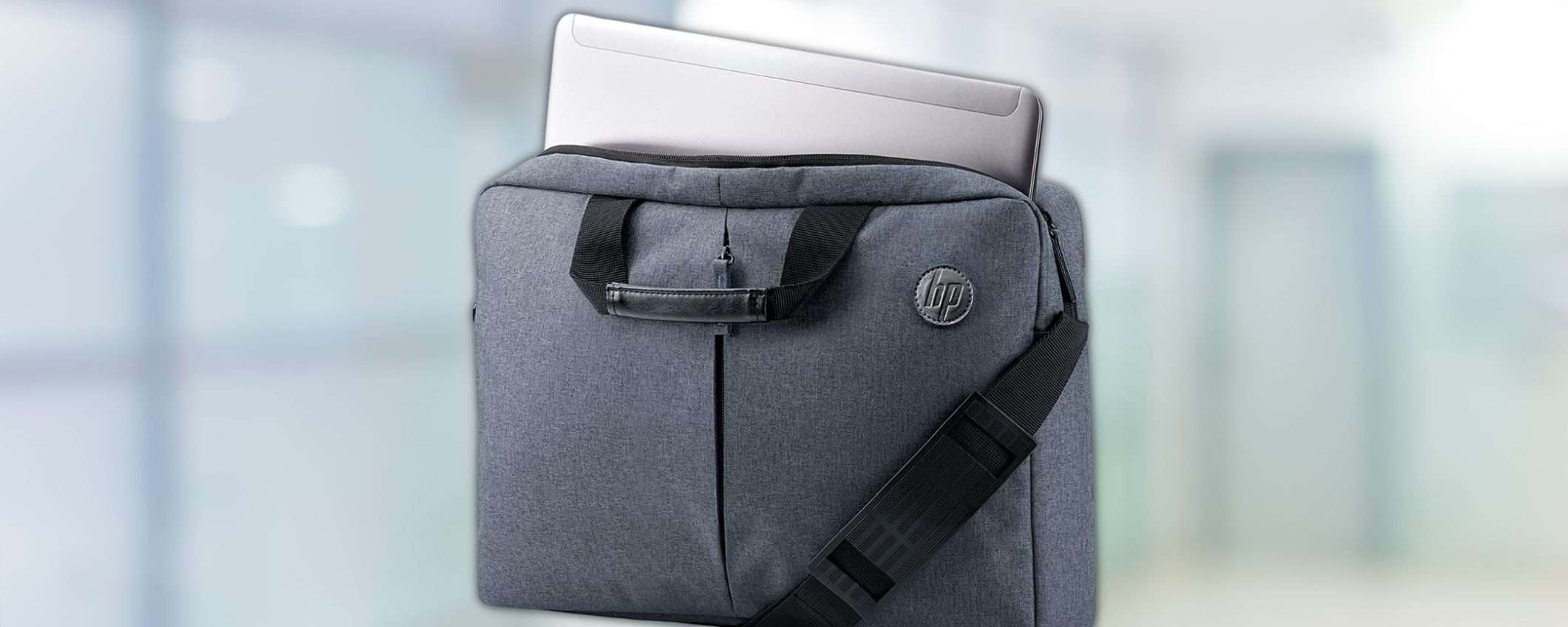 Questa borsa a tracolla per PC con marchio HP la paghi meno di 14€ Questa borsa a tracolla per PC con marchio HP la paghi meno di 14€