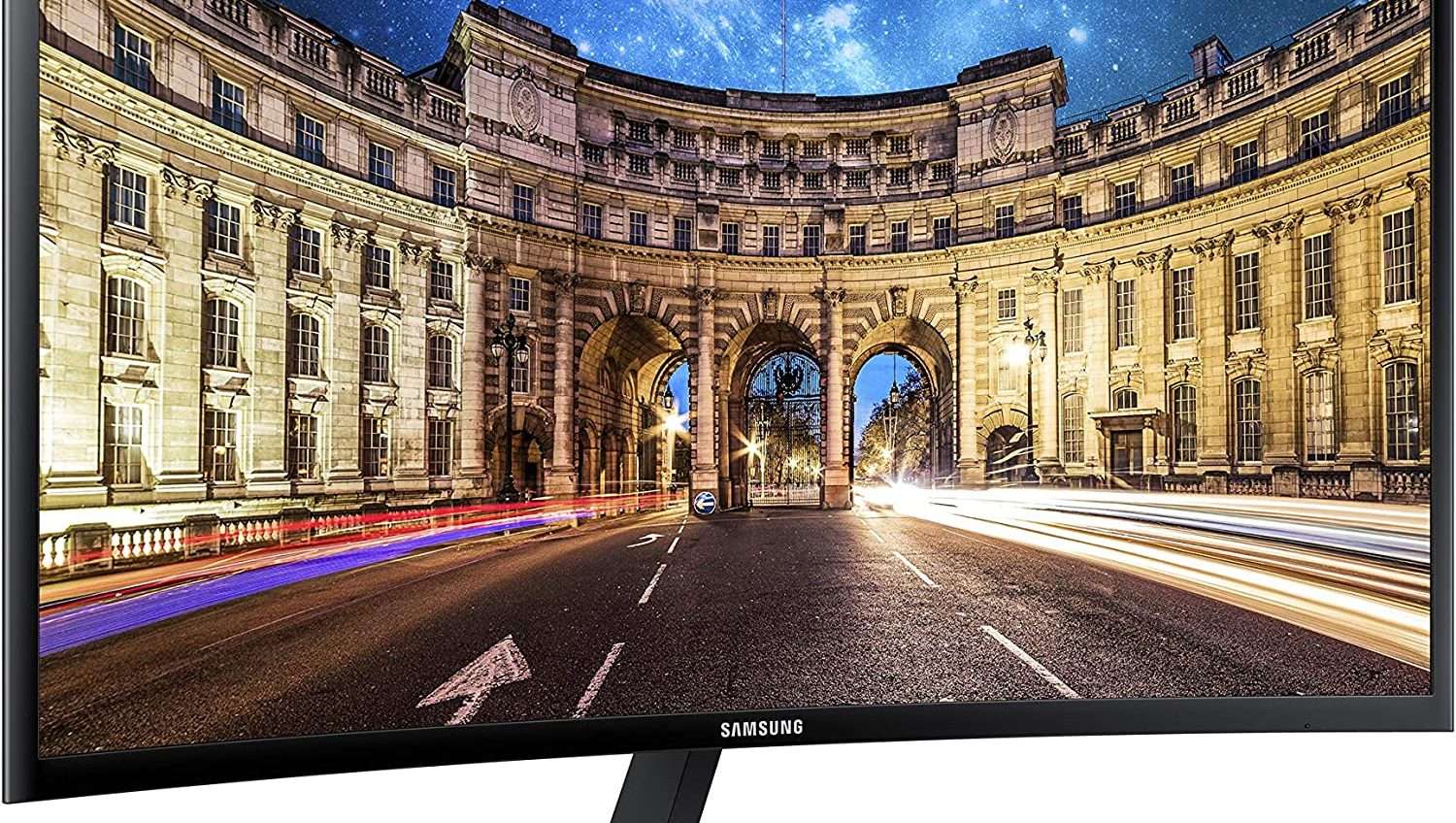 Monitor da gaming di Samsung in offerta su Amazon: risparmi 100€ Monitor da gaming di Samsung in offerta su Amazon: risparmi 100€
