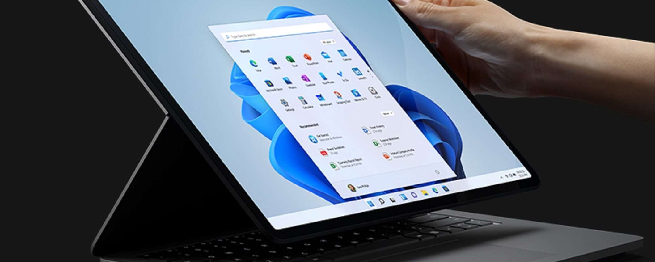 Microsoft Surface Laptop Studio: versione con i5 e 16/512GB scontata di 499€ Microsoft Surface Laptop Studio: versione con i5 e 16/512GB scontata di 499€