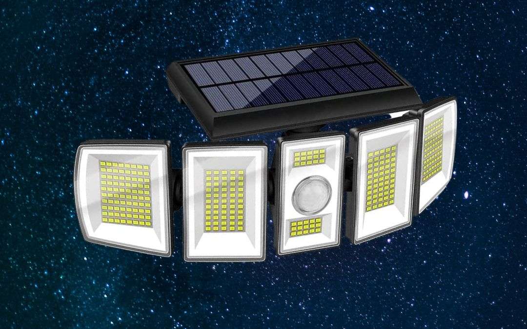 Da prendere ORA: faro solare a 5 teste da 2000 lumen in sconto del 50% (14€) Da prendere ORA: faro solare a 5 teste da 2000 lumen in sconto del 50% (14€)