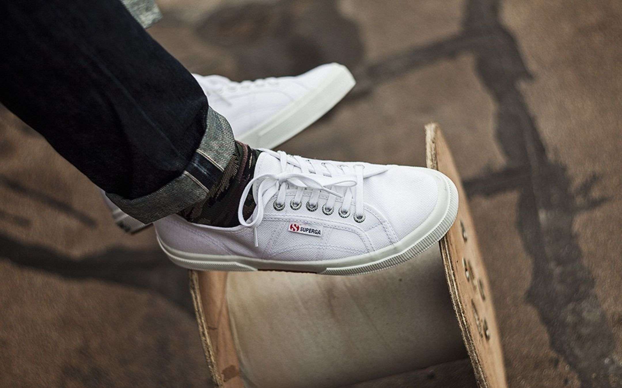 Svendita Superga su eBay sneaker 2750 in offerta a partire da 29