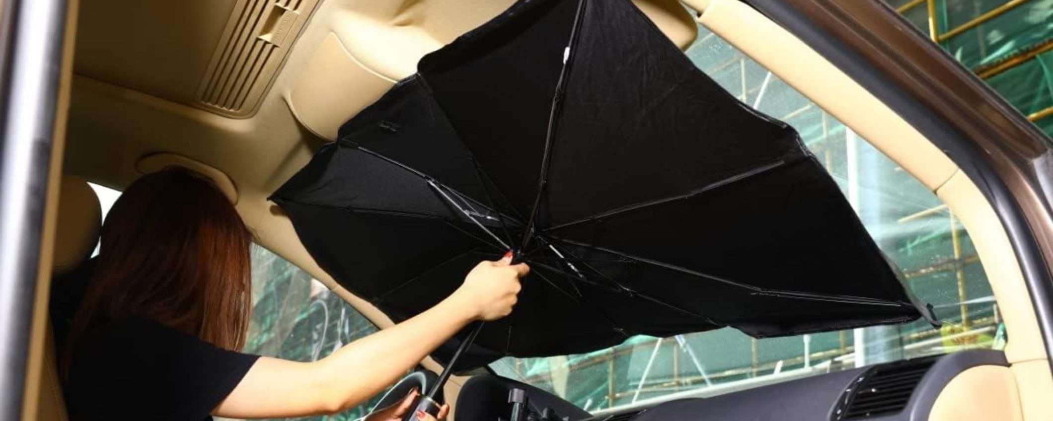 Auto bollente addio con questo parasole GENIALE: su Amazon ti bastano 7,99€ Auto bollente addio con questo parasole GENIALE: su Amazon ti bastano 7,99€
