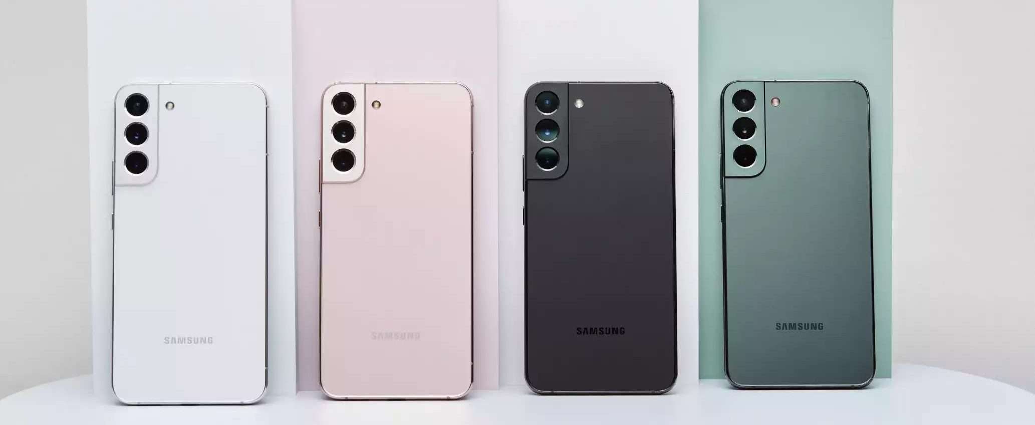 Samsung Galaxy S22 256 GB: con l'offerta CASHBACK costa 475€ su Amazon (anche a rate)