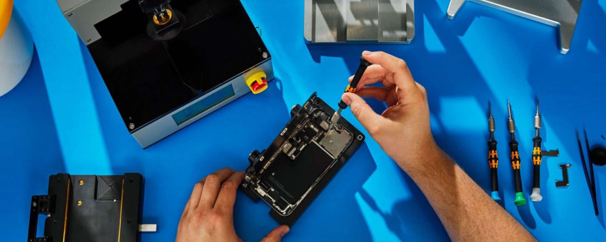 Apple: adesso il programma di riparazione self-service comprende iPhone 14 Apple: adesso il programma di riparazione self-service comprende iPhone 14