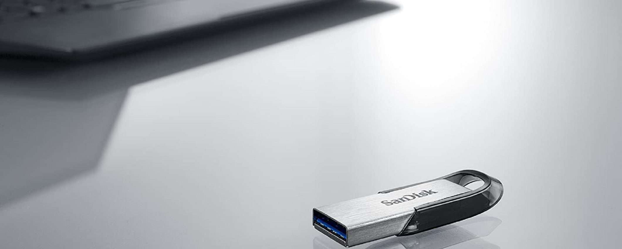 Pendrive Sandisk Ultra Flair da 32 e 64GB: sconto PAZZO del 54% e 68% Pendrive Sandisk Ultra Flair da 32 e 64GB: sconto PAZZO del 54% e 68%