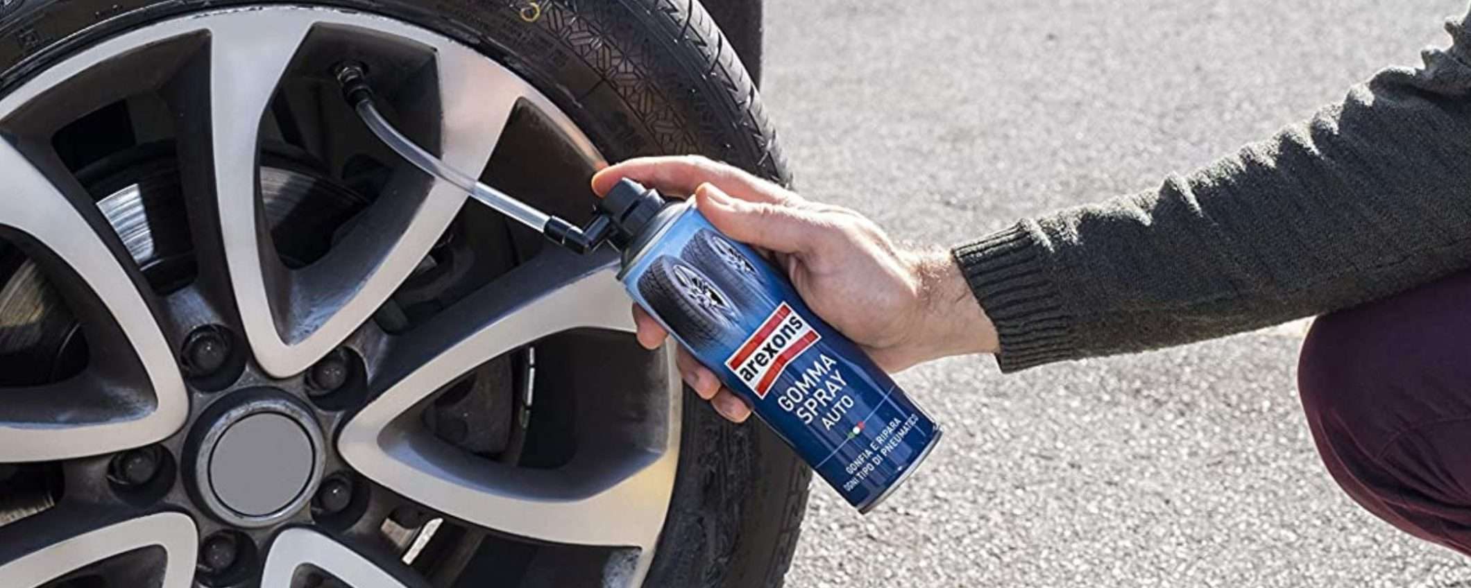 Gomma dell'auto a terra: la GENIALATA che gonfia e ripara in un attimo (6€) Gomma dell'auto a terra: la GENIALATA che gonfia e ripara in un attimo (6€)