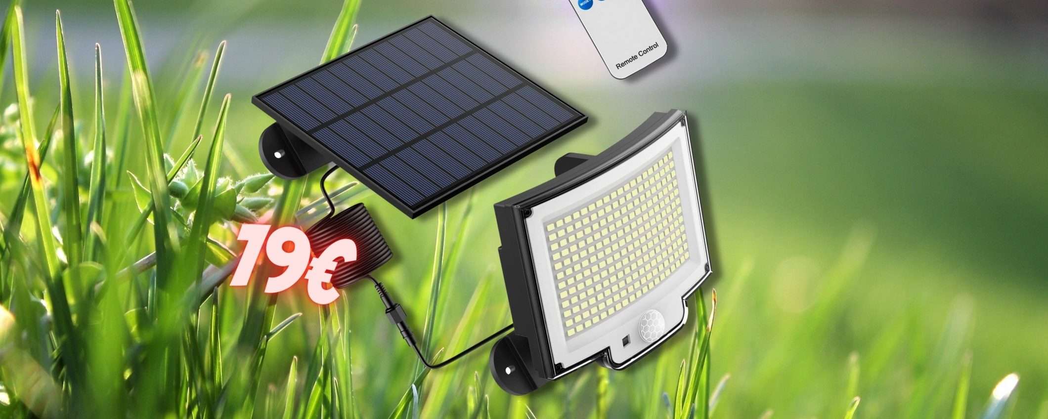 Luce da esterno con SENSORE di movimento e pannello SOLARE: 19€ Luce da esterno con SENSORE di movimento e pannello SOLARE: 19€
