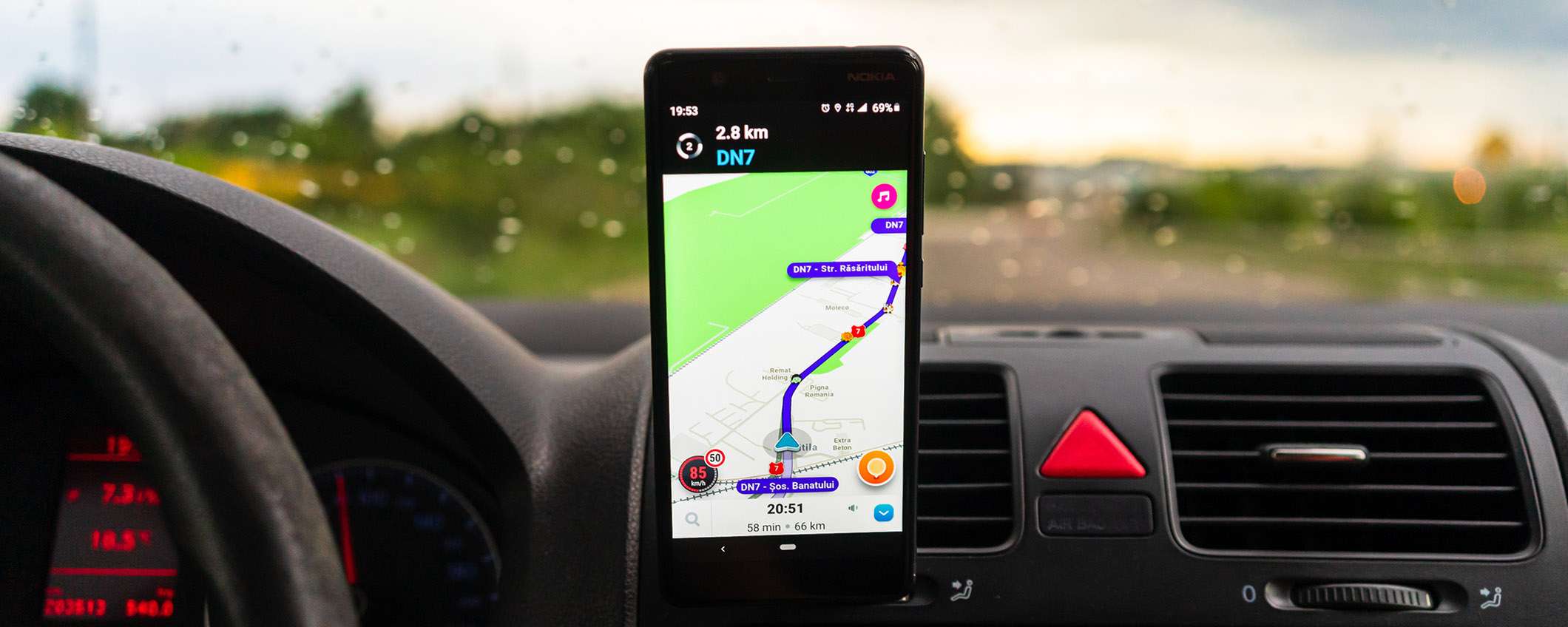 Navigare con Waze offline: scopri le funzioni senza bisogno di internet Navigare con Waze offline: scopri le funzioni senza bisogno di internet