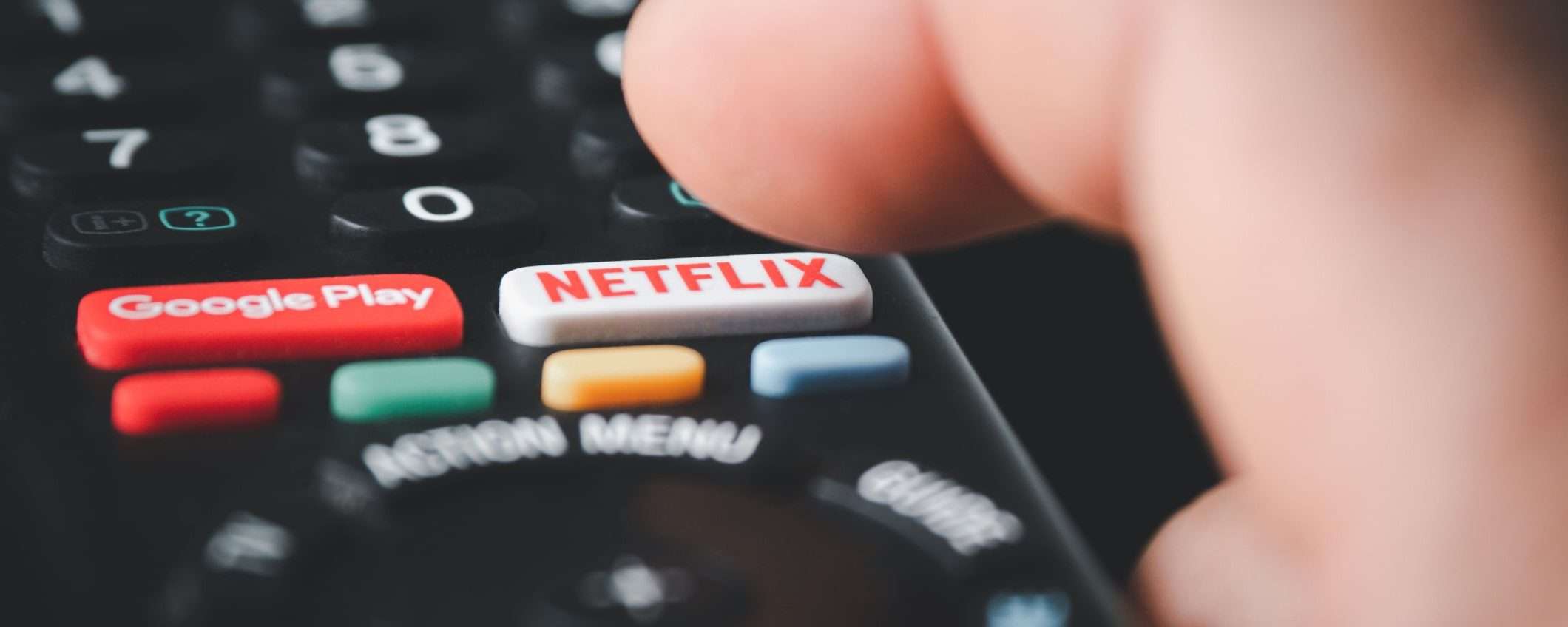 Netflix, brutte notizie: addio al piano base, presto anche in Italia? Netflix, brutte notizie: addio al piano base, presto anche in Italia?