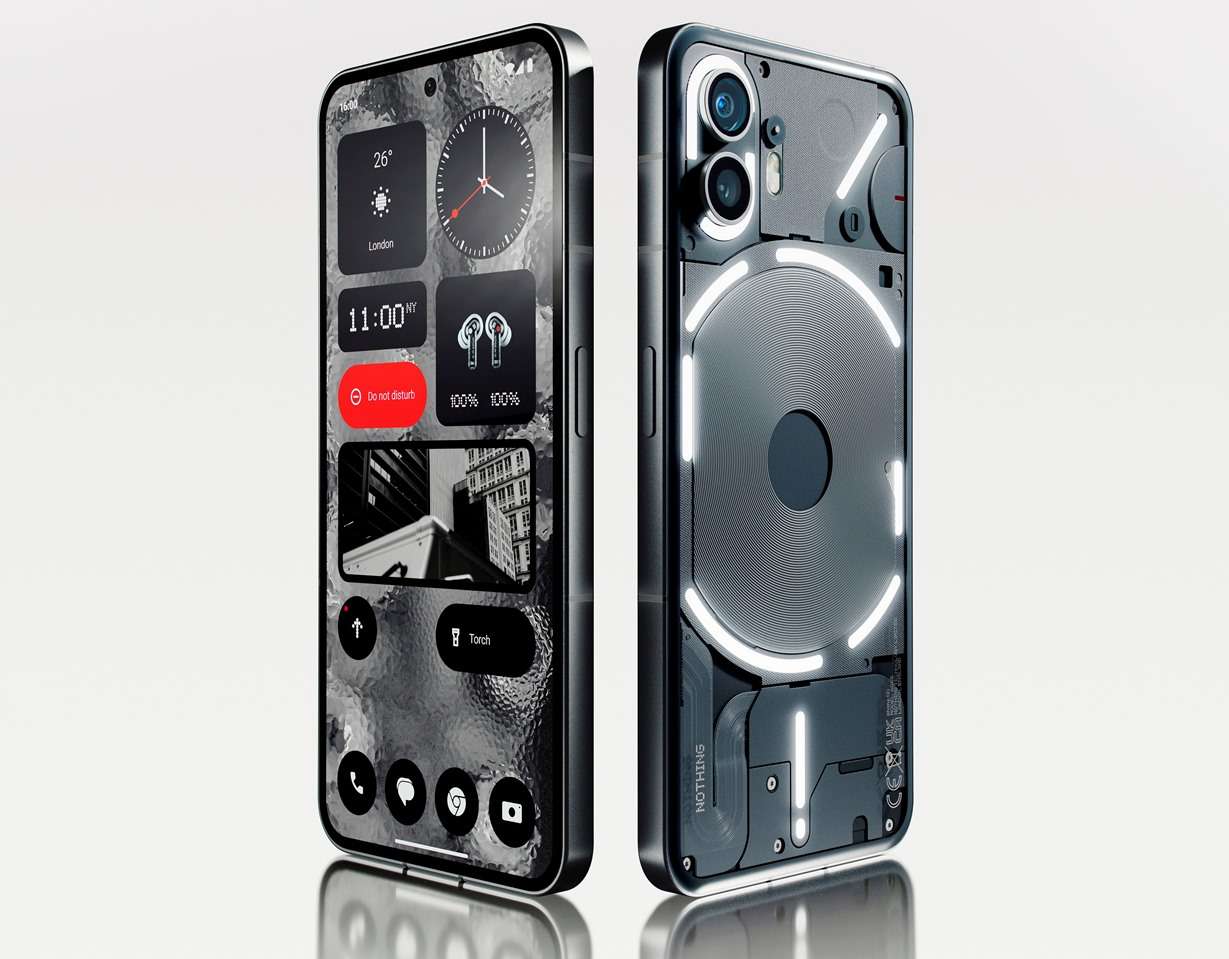 Nothing Phone (2)