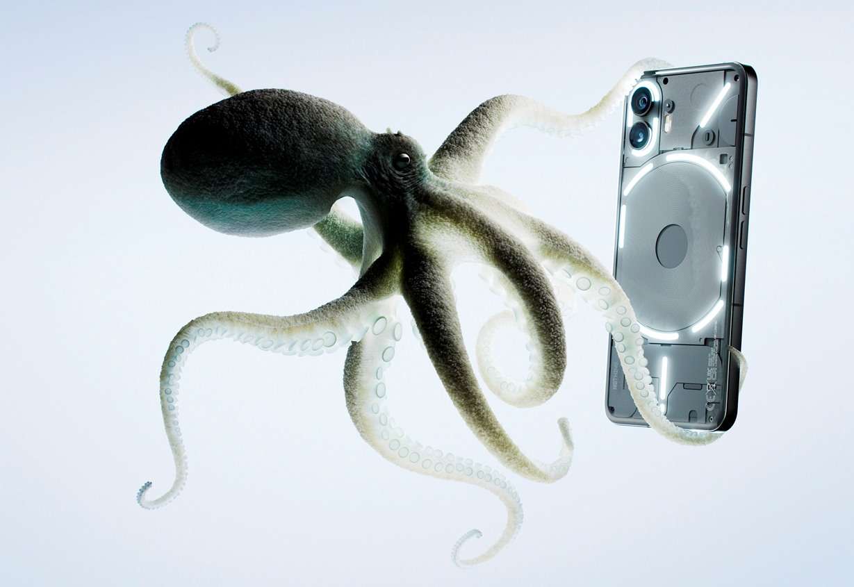 Nothing Phone (2)