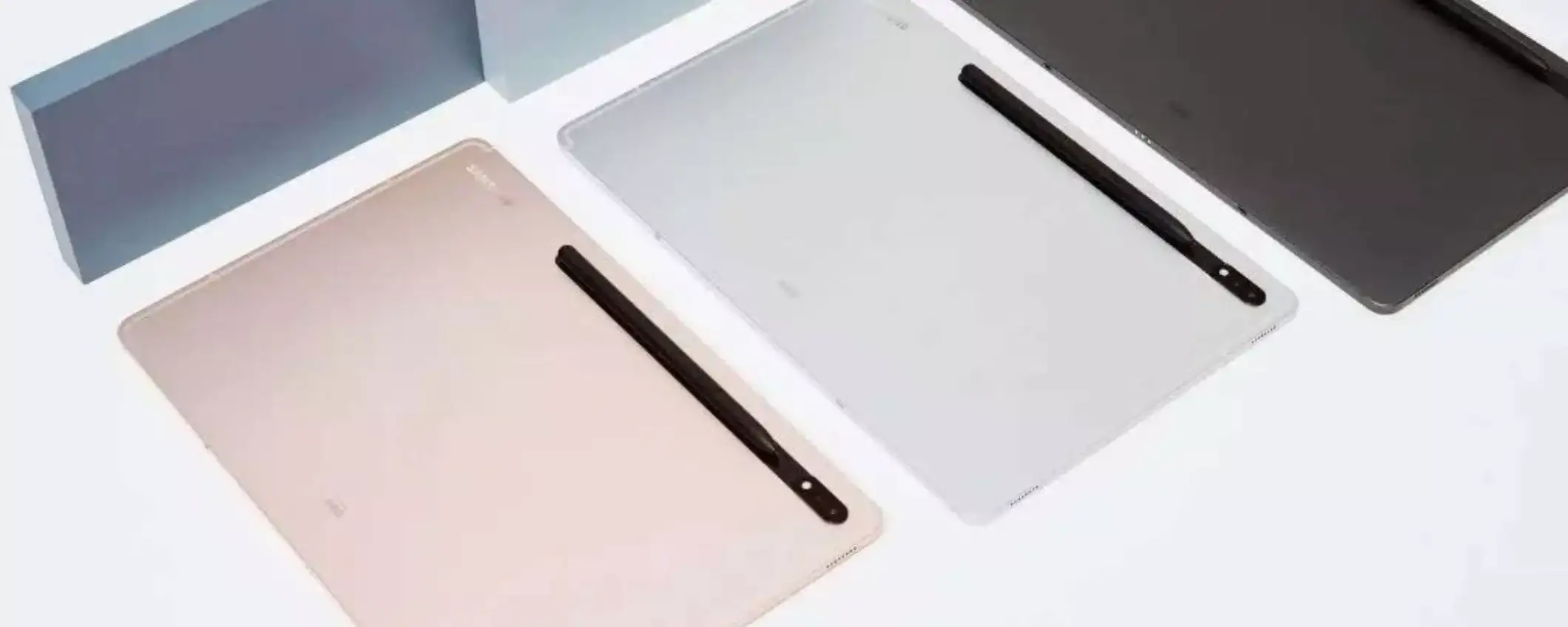 Samsung Galaxy Tab S8: prezzo da URLO, prestazioni ECCELLENTI (-34%) Samsung Galaxy Tab S8: prezzo da URLO, prestazioni ECCELLENTI (-34%)